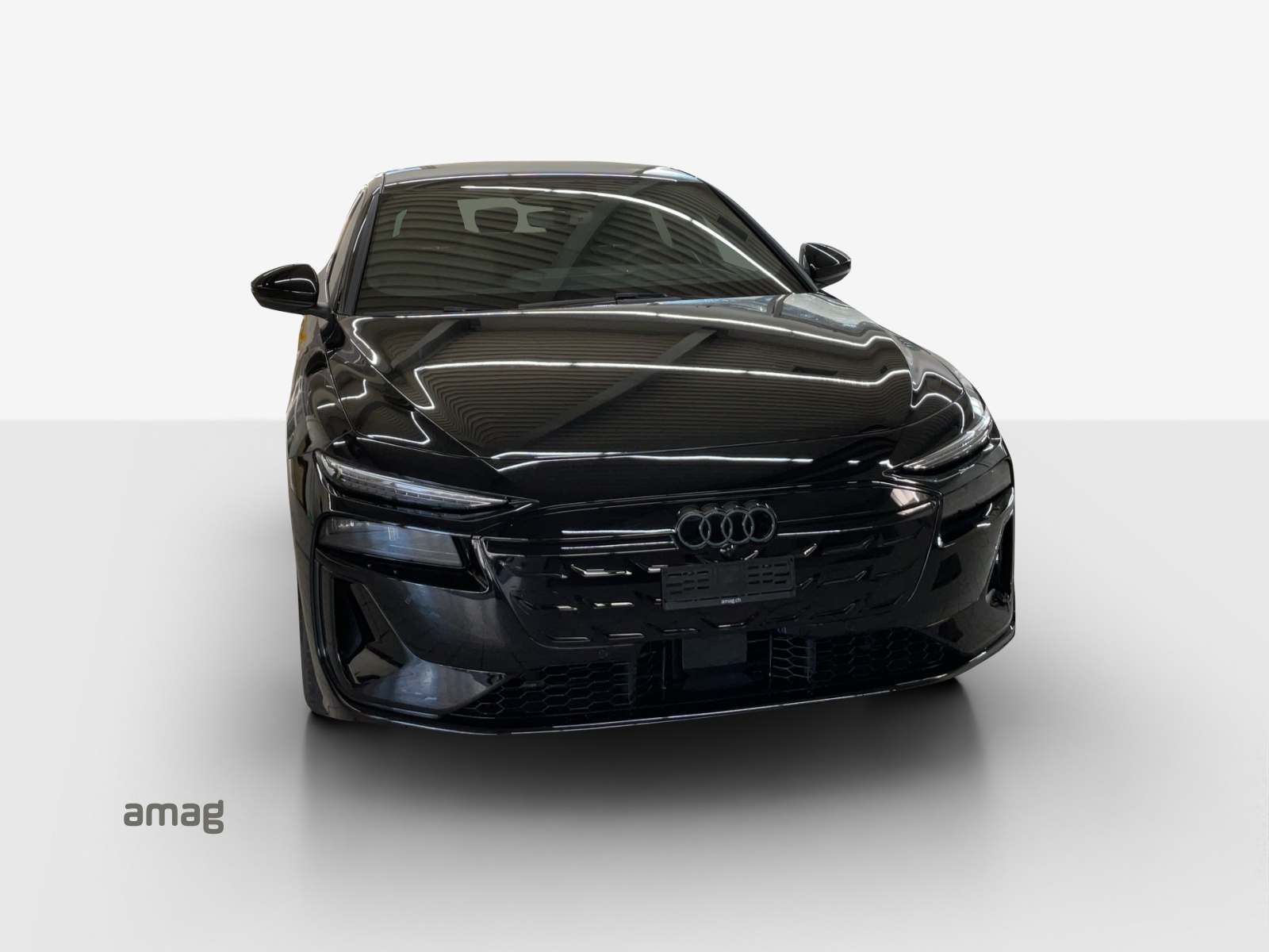 AUDI A6 Avant e-tron quattro-image-6