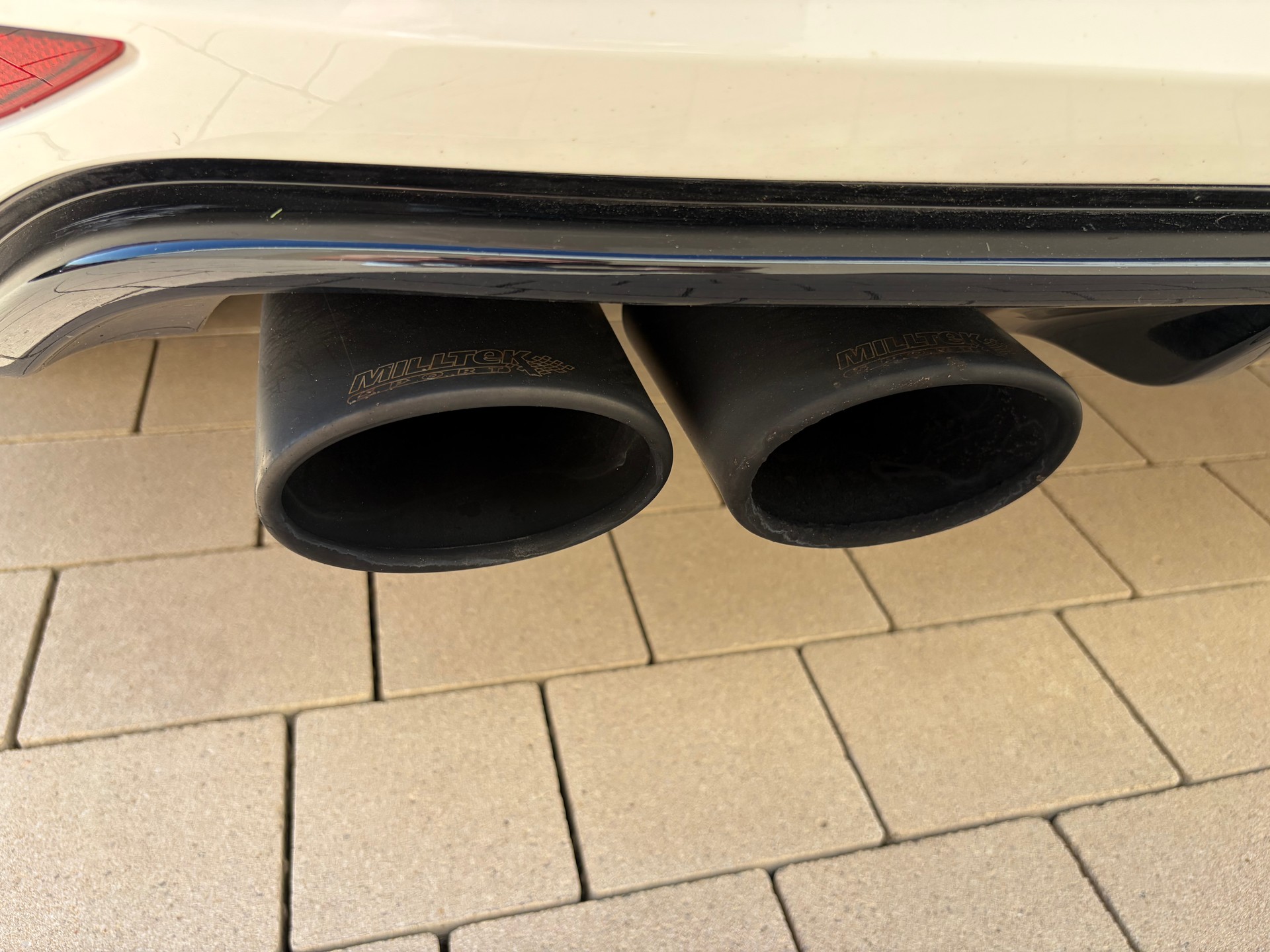 VW 2.0 TSI R DSG 4motion-image-4