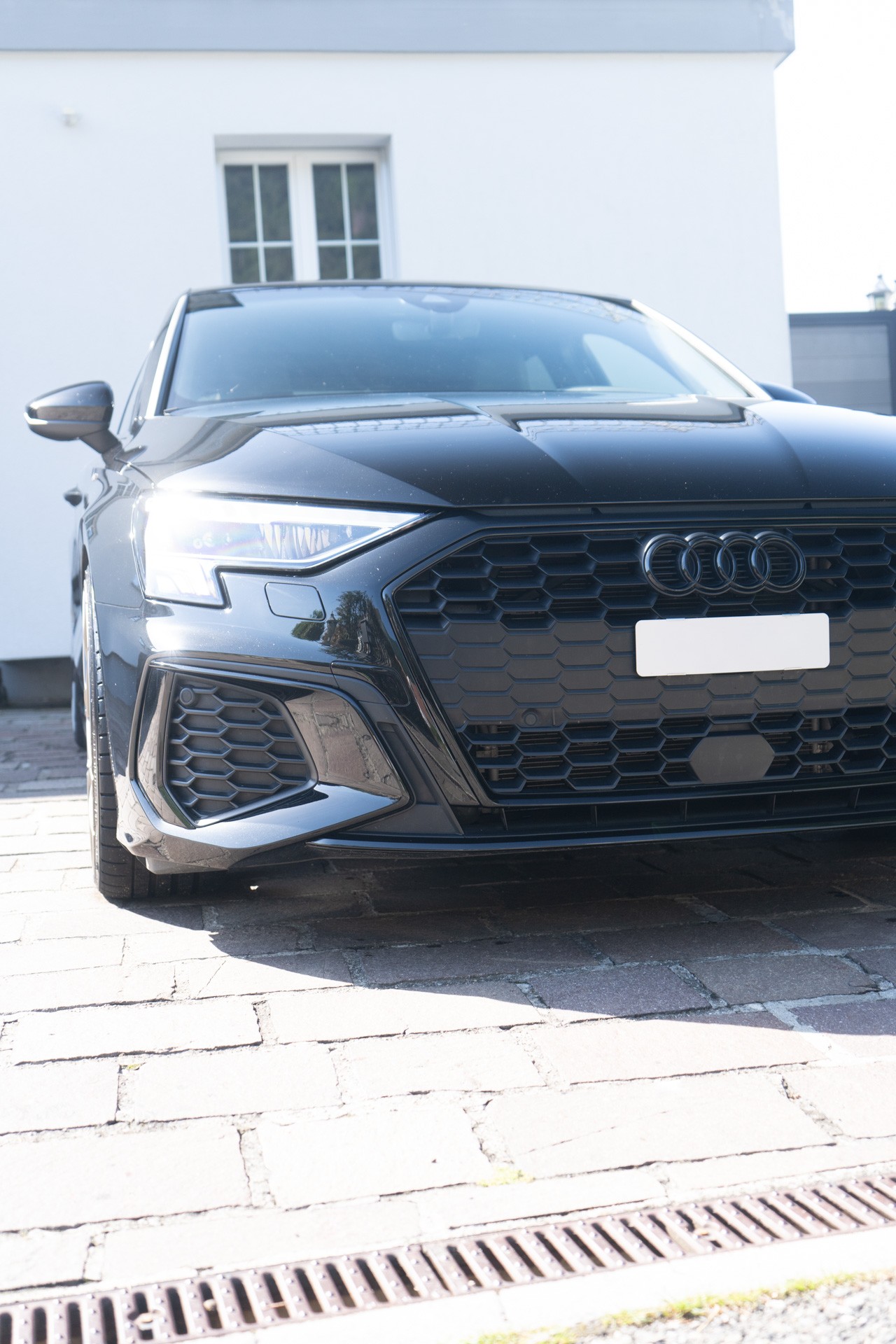 AUDI 1.5 35 TFSI S Line Attraction S-Tronic mit 20" Aluräder-image-11