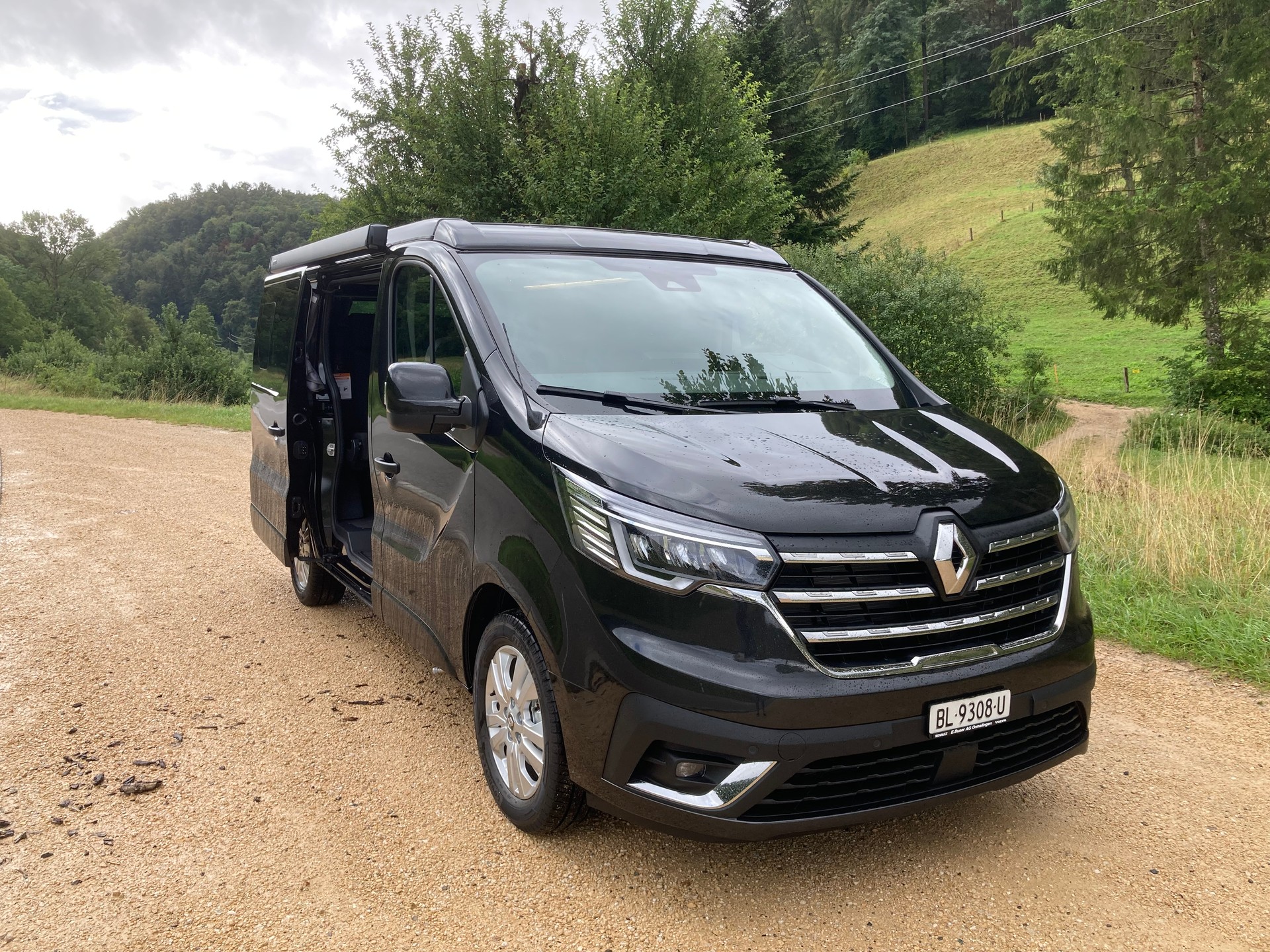 RENAULT 2.0 dCi Blue 170 iconic-image-0