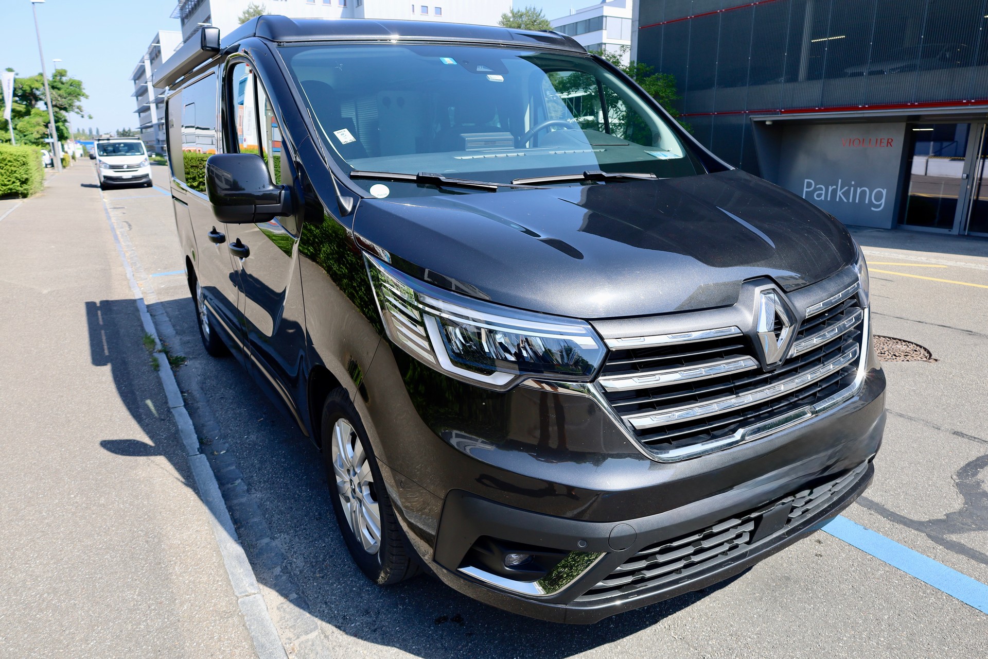 RENAULT 2.0 dCi Blue 170 iconic-image-2