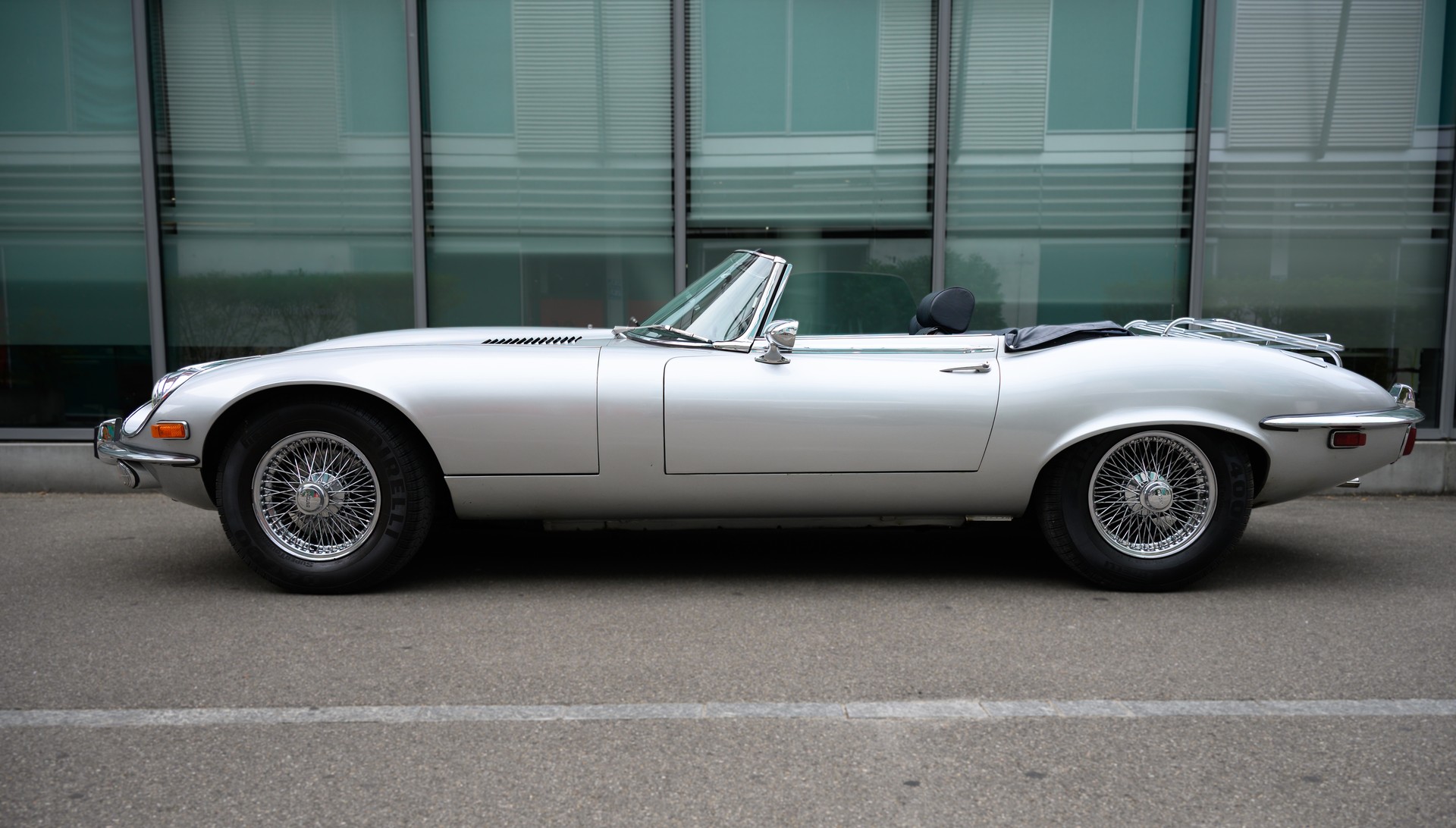 JAGUAR E -Type V12 SERIES III-image-4