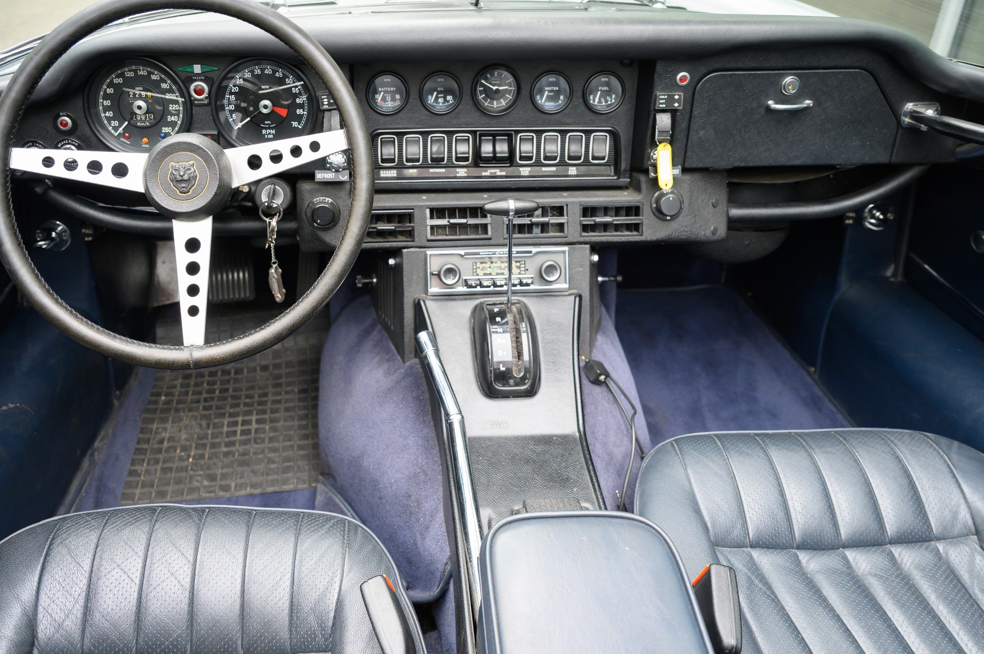 JAGUAR E -Type V12 SERIES III-image-8