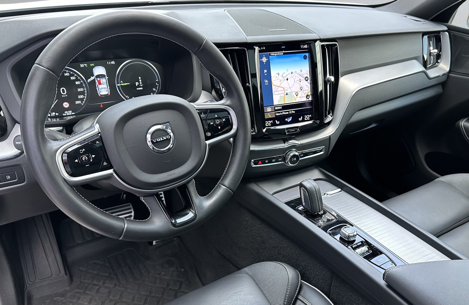 VOLVO XC60 T6 eAWD R-Design Geartronic-image-9