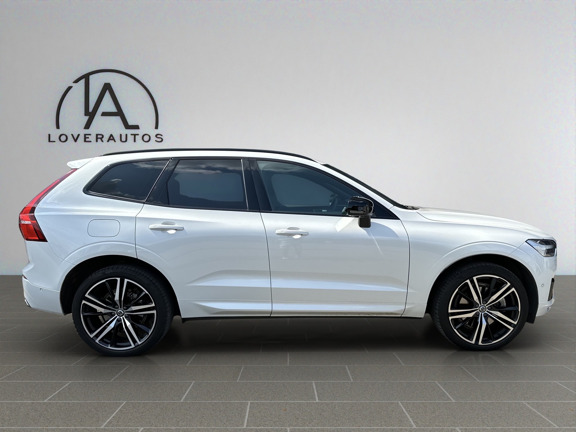 VOLVO XC60 T6 eAWD R-Design Geartronic-image-1