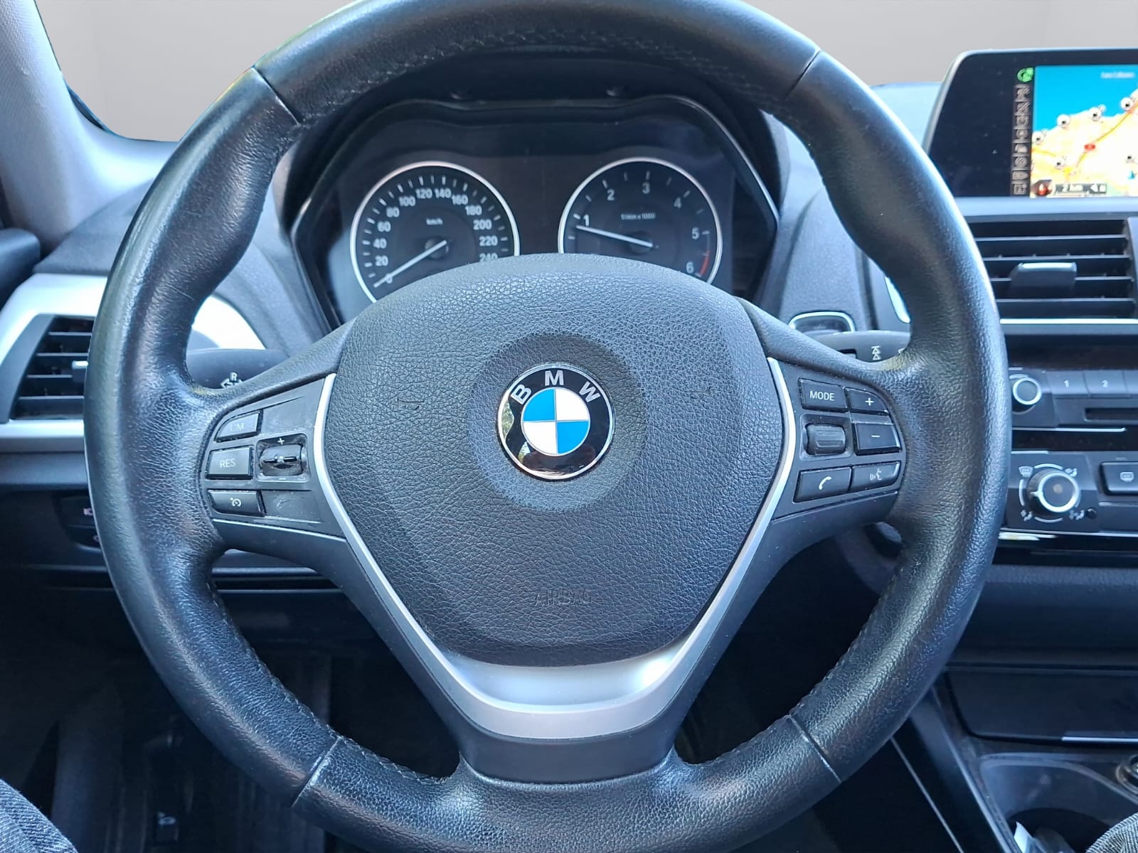 BMW 118d Steptronic-image-11