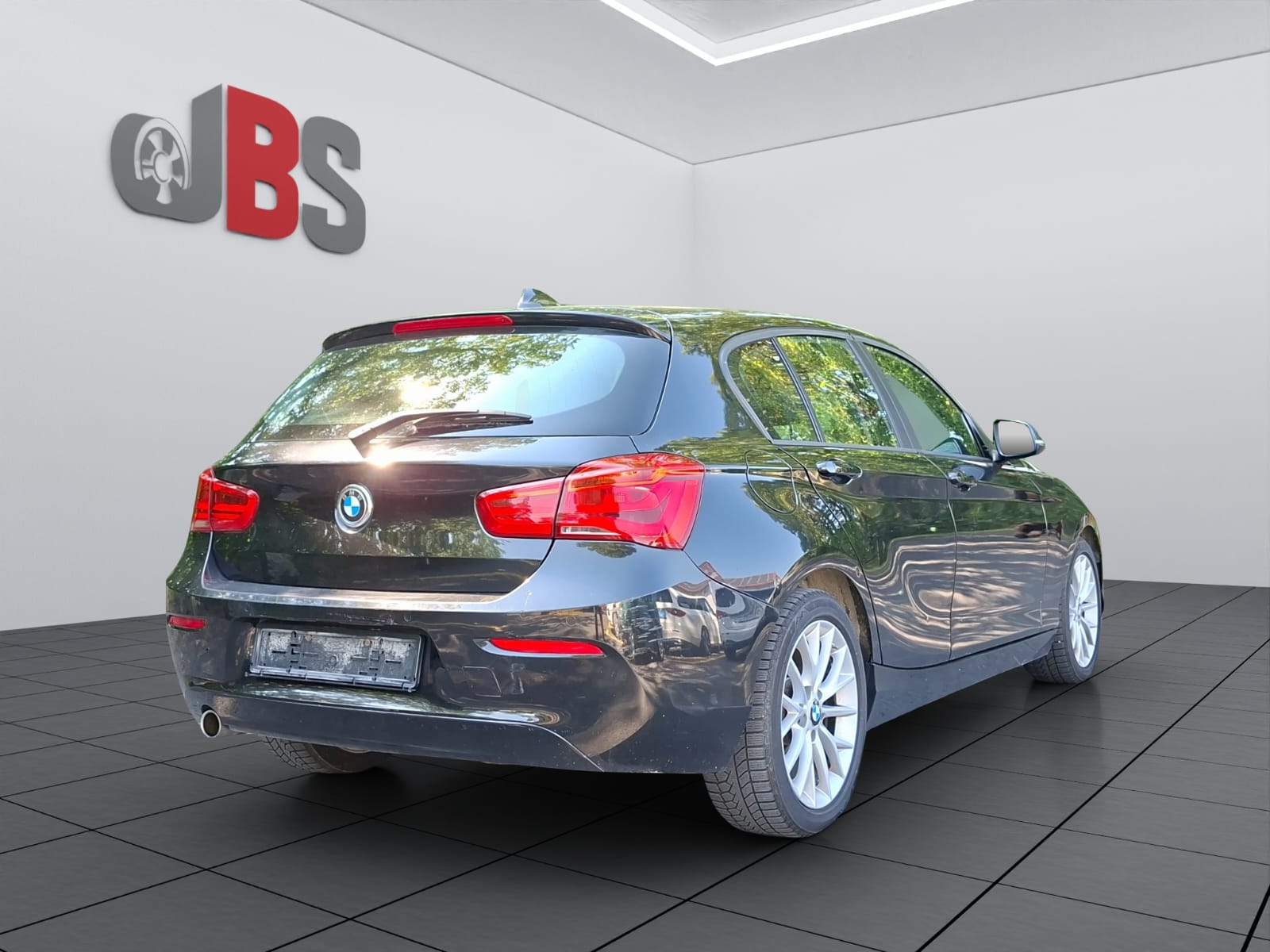 BMW 118d Steptronic-image-6