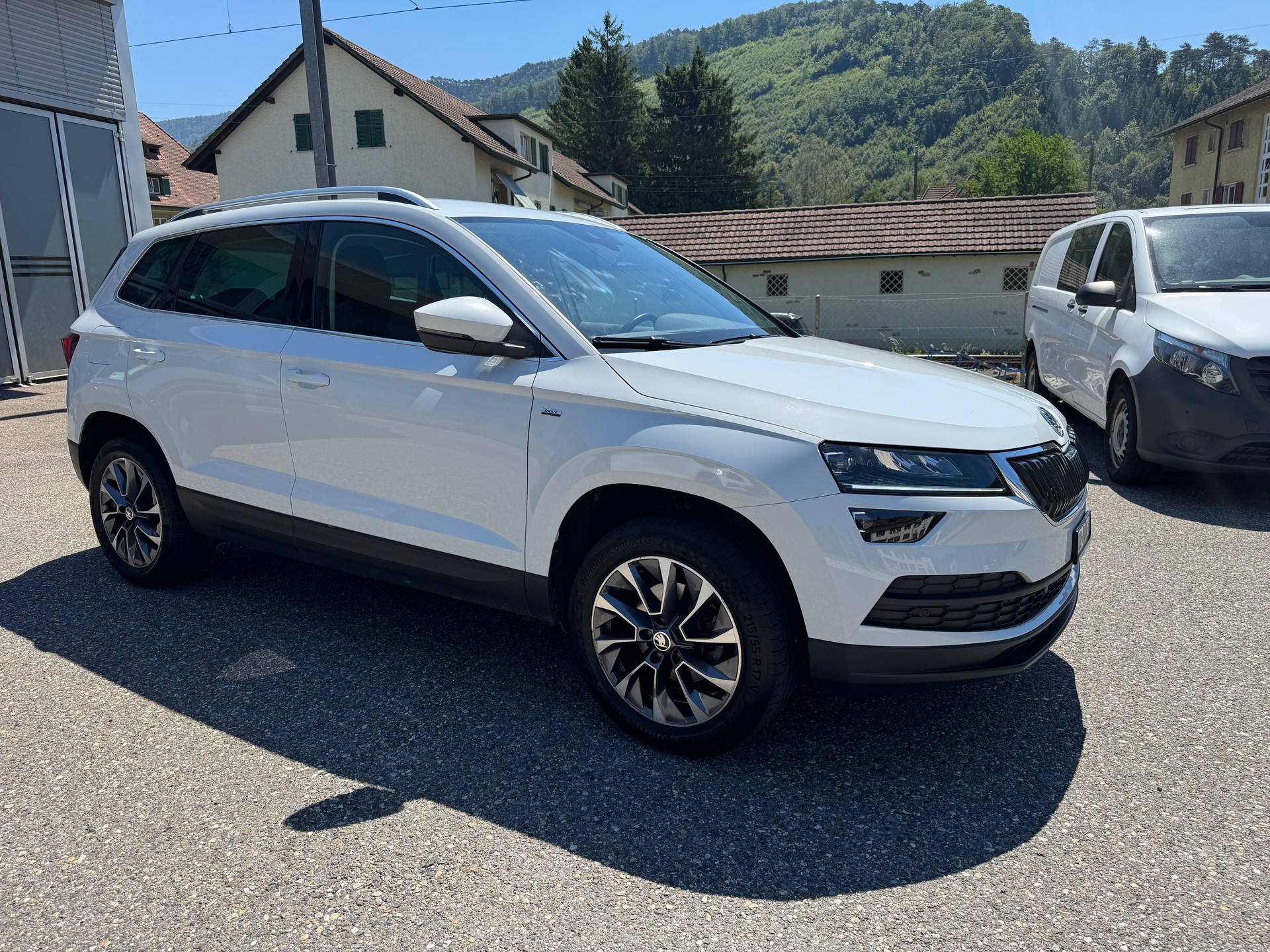 SKODA Karoq 1.5 TSI ACT Drive DSG-image-4