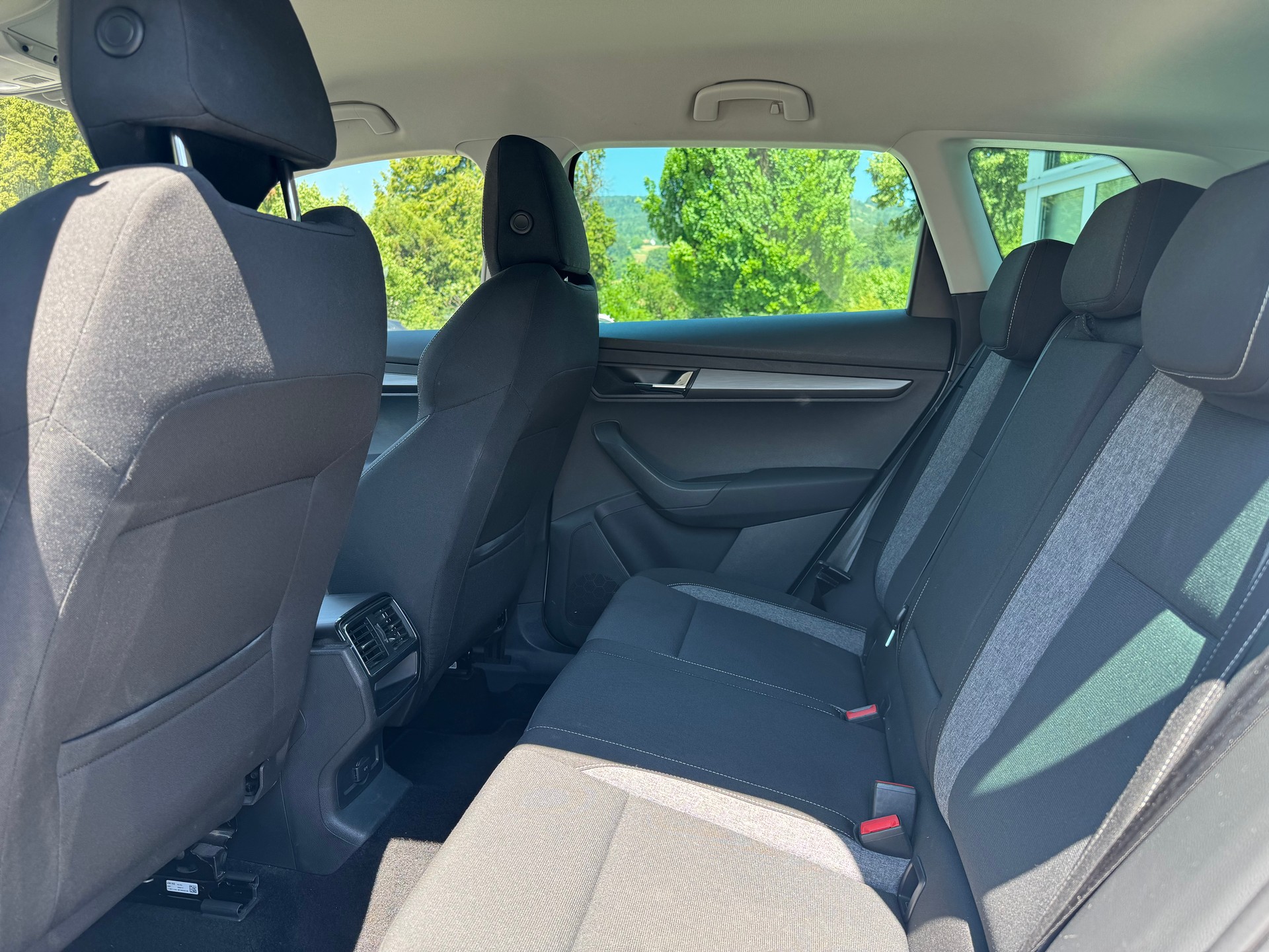 SKODA Karoq 1.5 TSI ACT Drive DSG-image-12