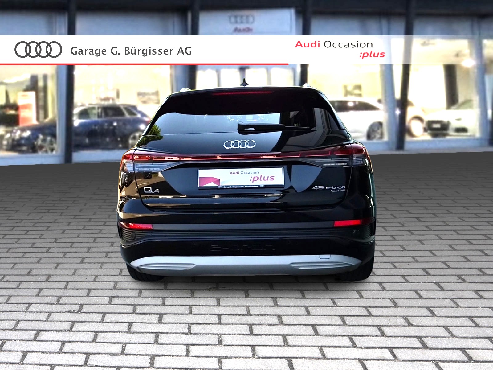 AUDI Q4 e-tron 45 quattro Mythosschwarz Metallic-image-4