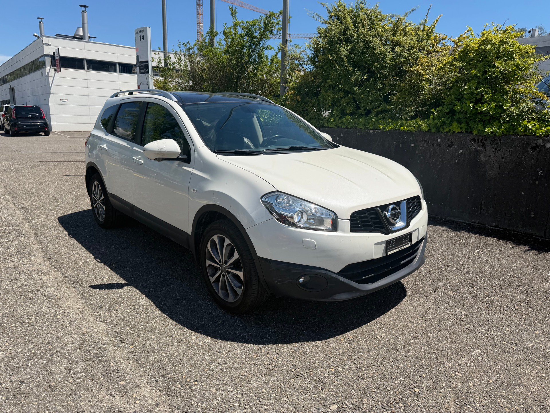 NISSAN Qashqai +2 2.0 4WD 360 XTronic CVT-image-2