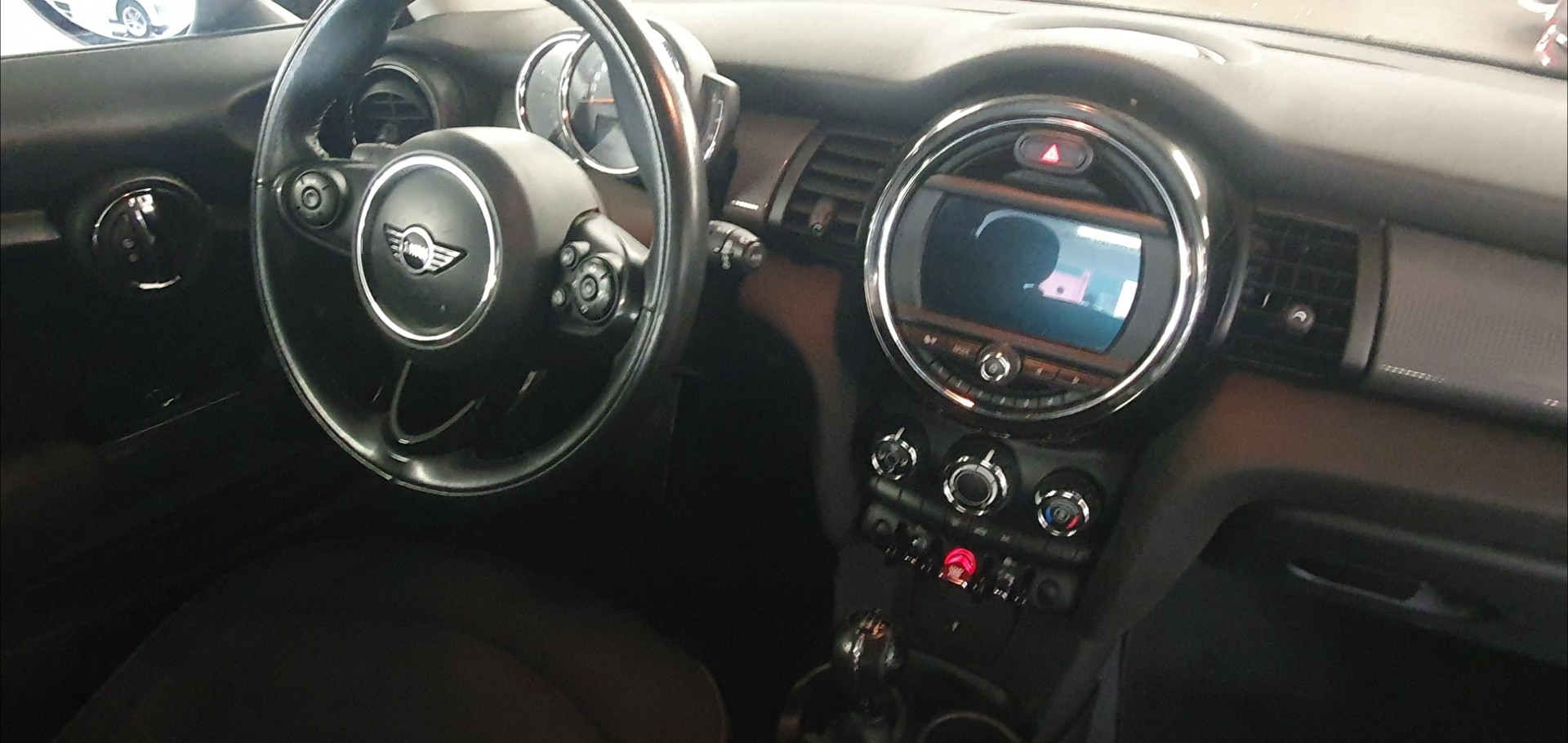 MINI Cooper-image-11