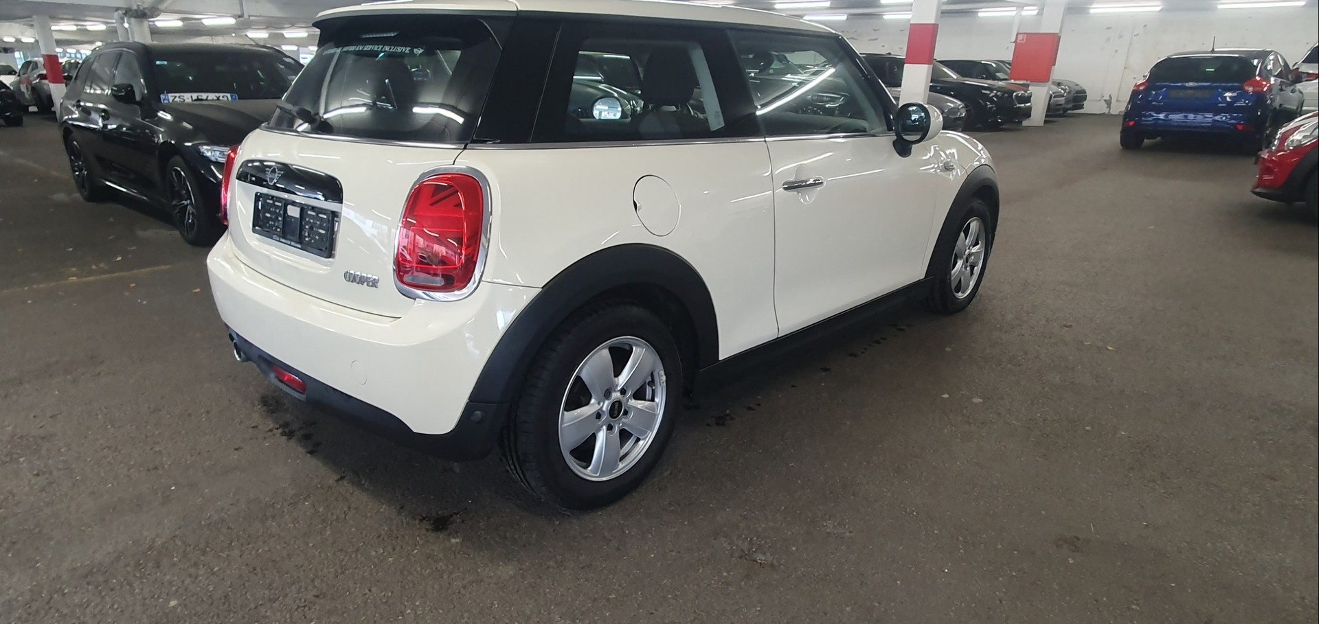 MINI Cooper-image-4