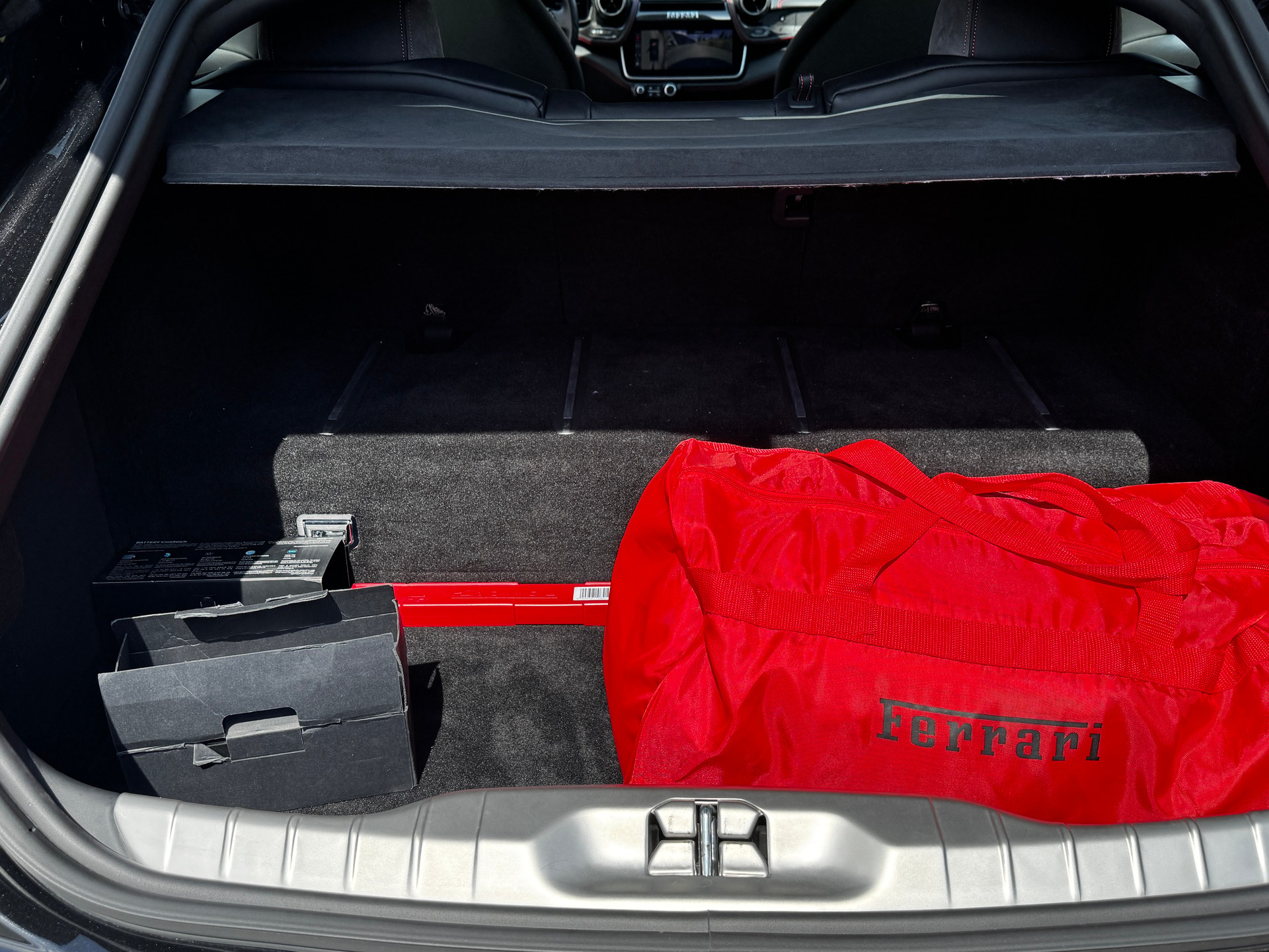 FERRARI GTC 4 Lusso-image-9