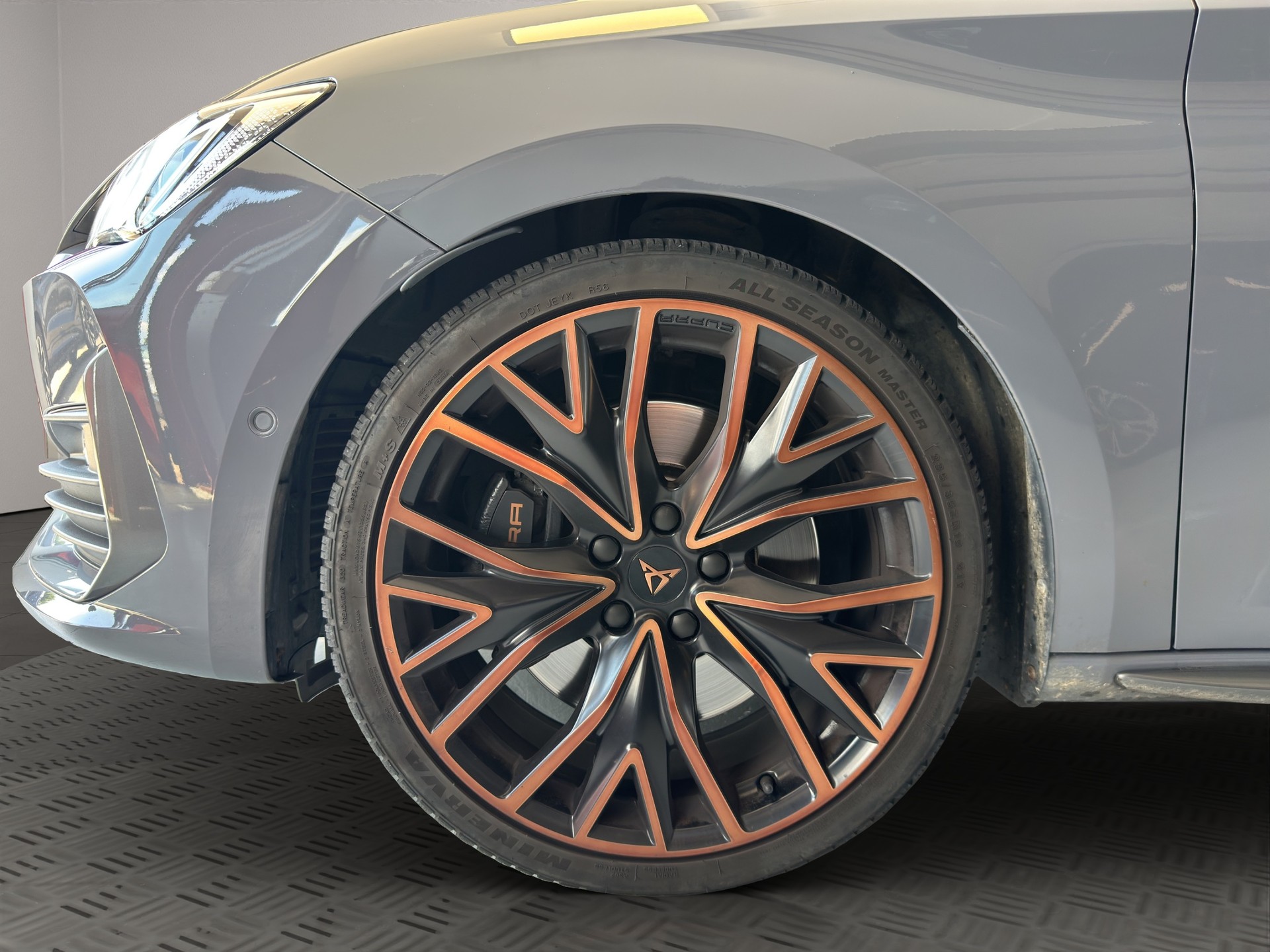 CUPRA LEON ST 2.0 TSI VZ DSG 4Drive-image-6