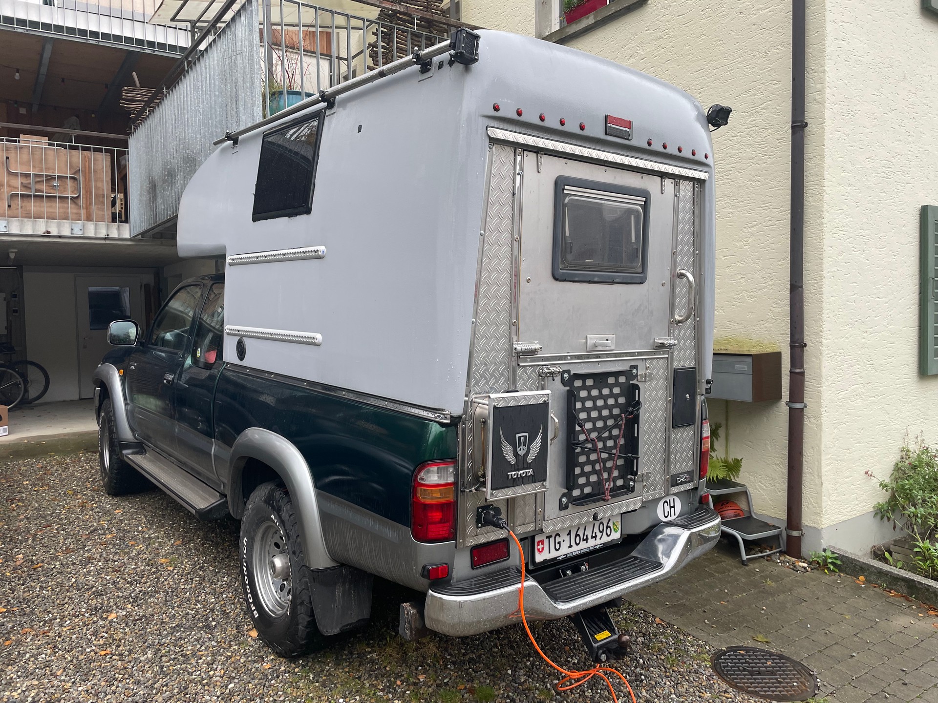 TOYOTA 4WD D-4D-image-1