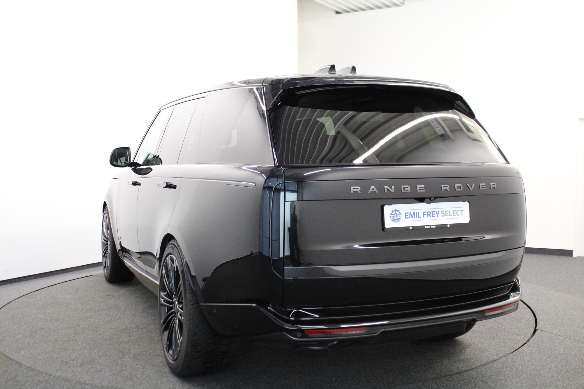 LAND ROVER Range Rover 4.4 V8 Autobiography-image-2