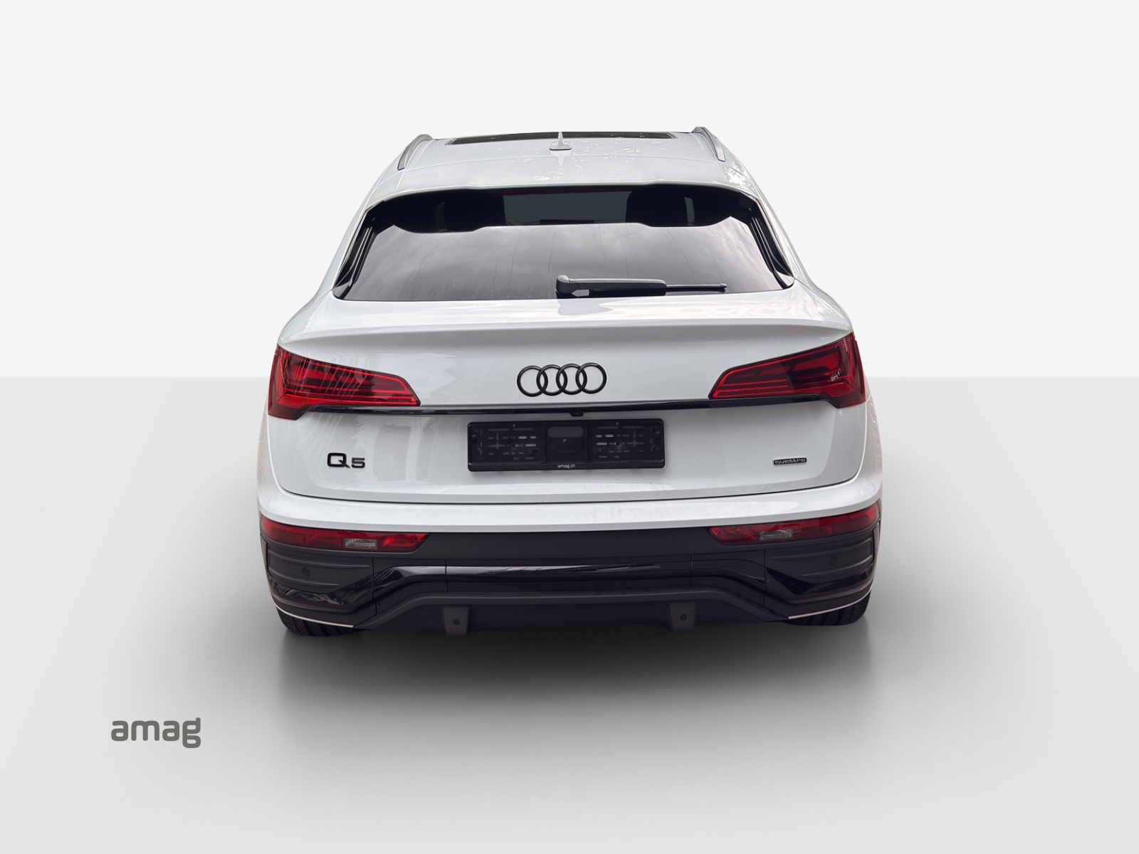AUDI Q5 Sportback 45 TFSI S line quattro S-tronic-image-3