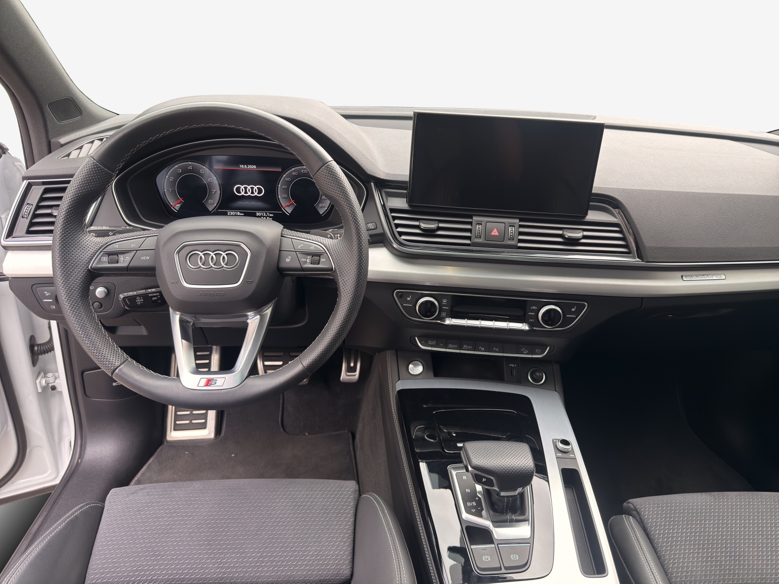 AUDI Q5 Sportback 45 TFSI S line quattro S-tronic-image-8