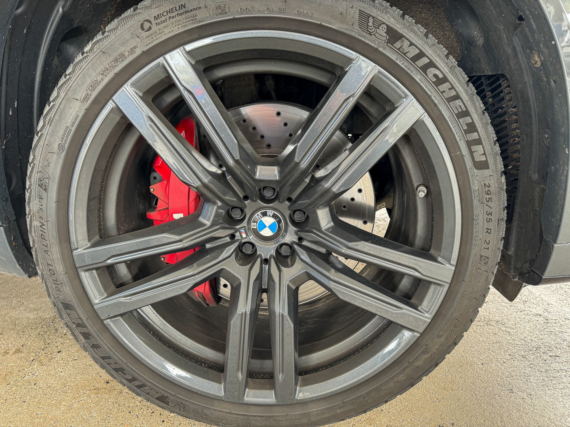 BMW M Competition-image-14
