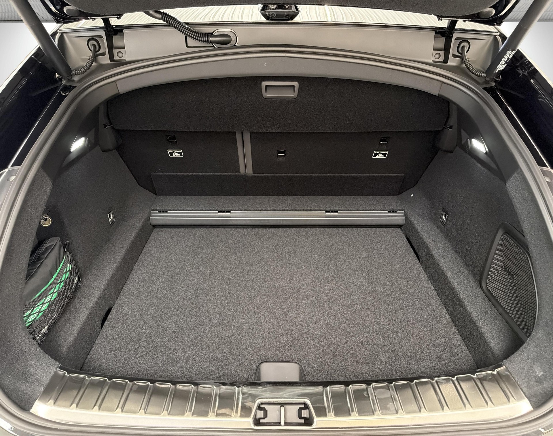 POLESTAR 4 Long Range Single Motor Prim-image-10