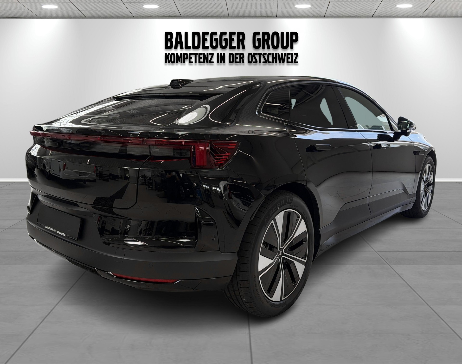 POLESTAR 4 Long Range Single Motor Prim-image-2