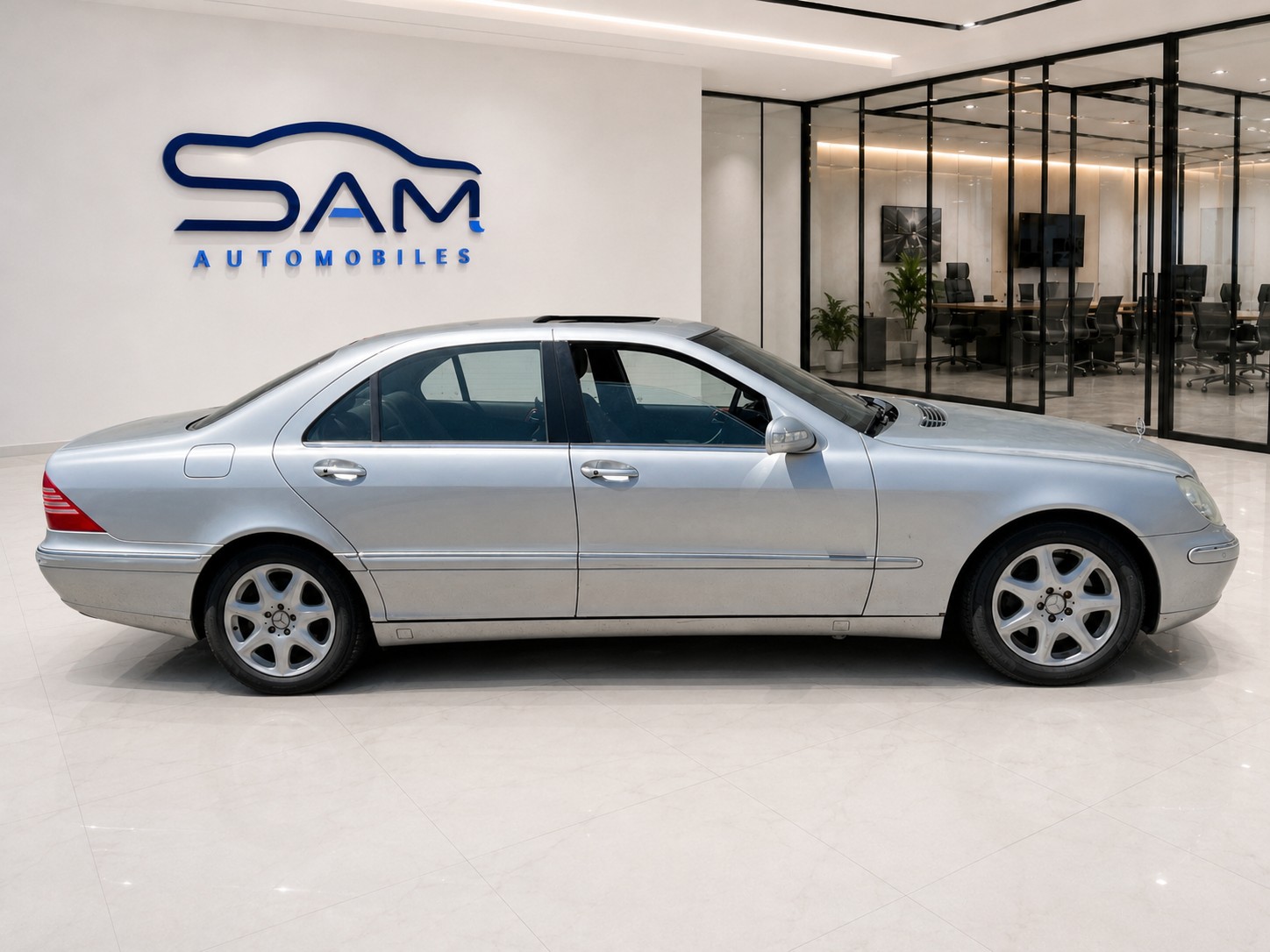 MERCEDES-BENZ S 500 L 4Matic-image-3