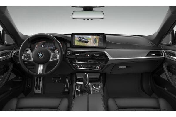 BMW 520d xDrive Touring-image-3