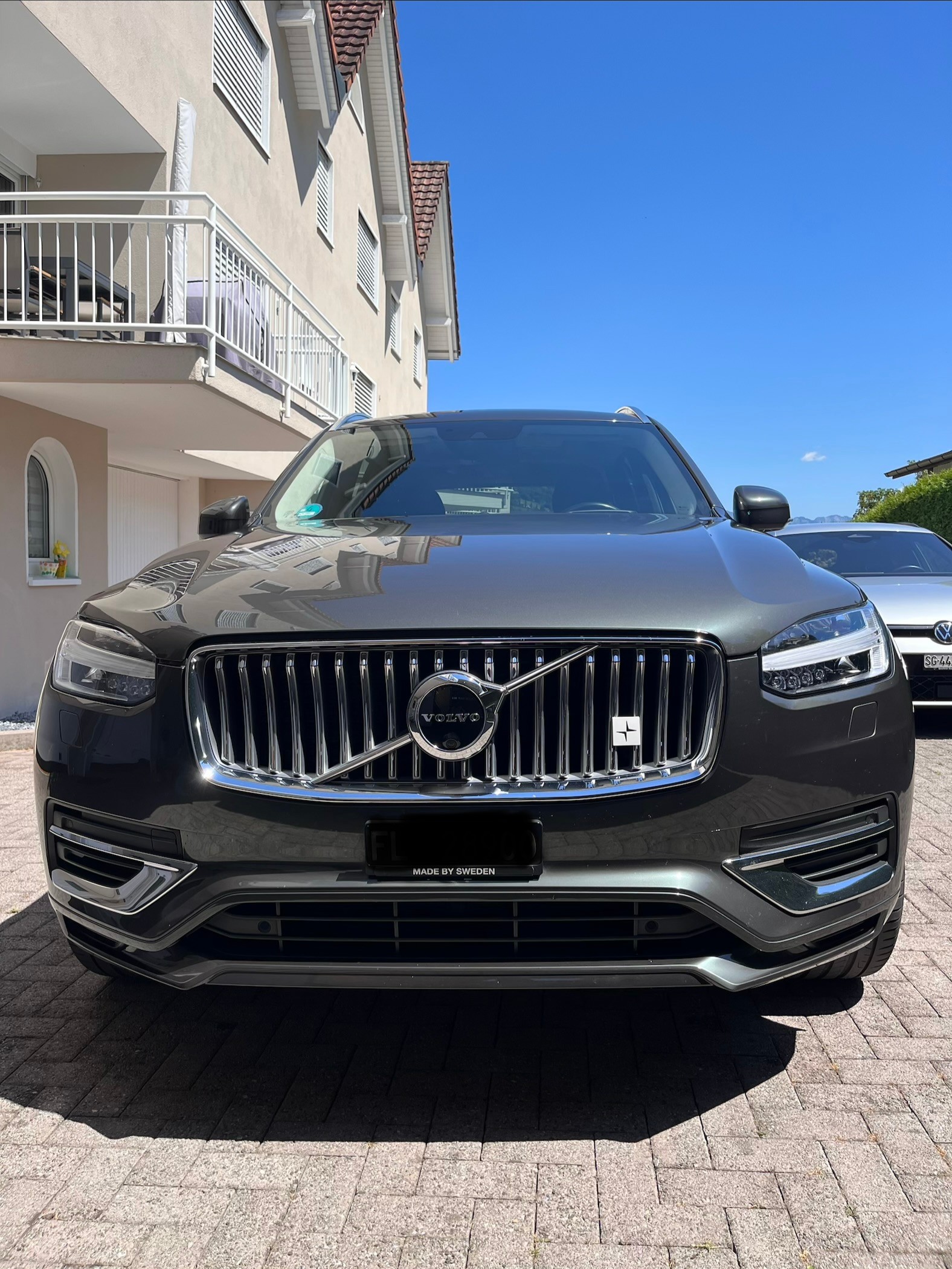 VOLVO 2.0 T8 TE Inscription 7P. eAWD-image-0