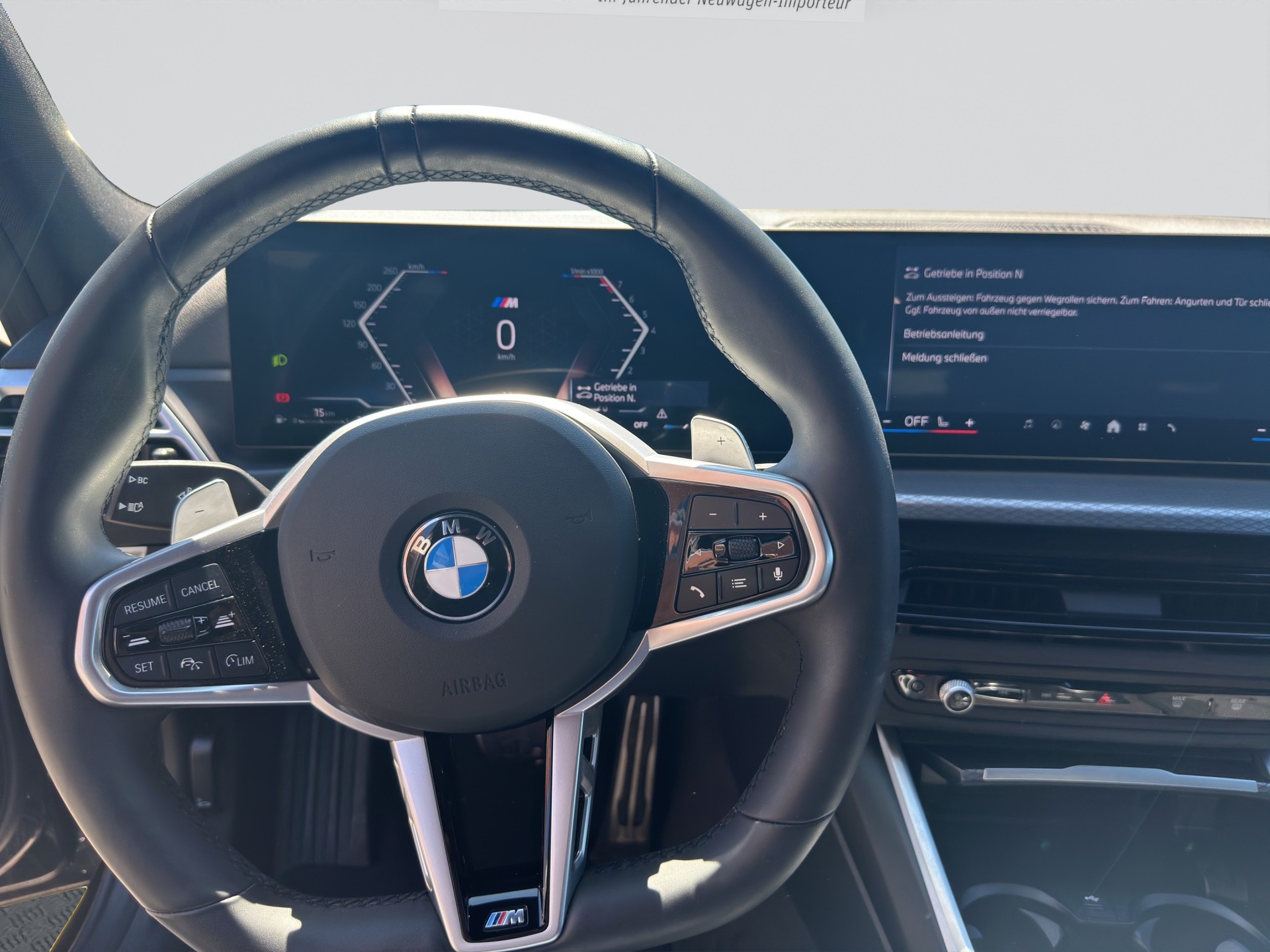 BMW 330i Shadow xDrive Steptronic-image-11