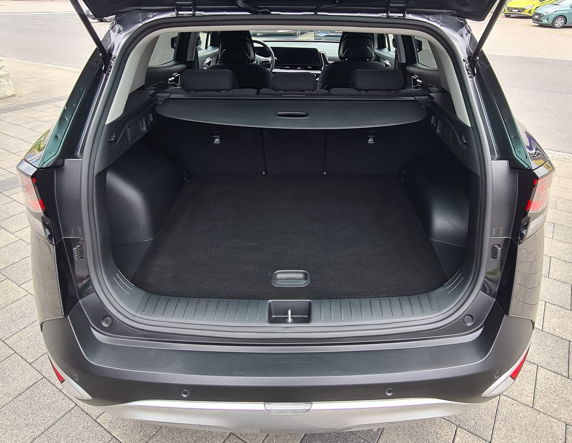 KIA Sportage 1.6T-GDi MHEV Power Edition 4x4 7DCT-image-12