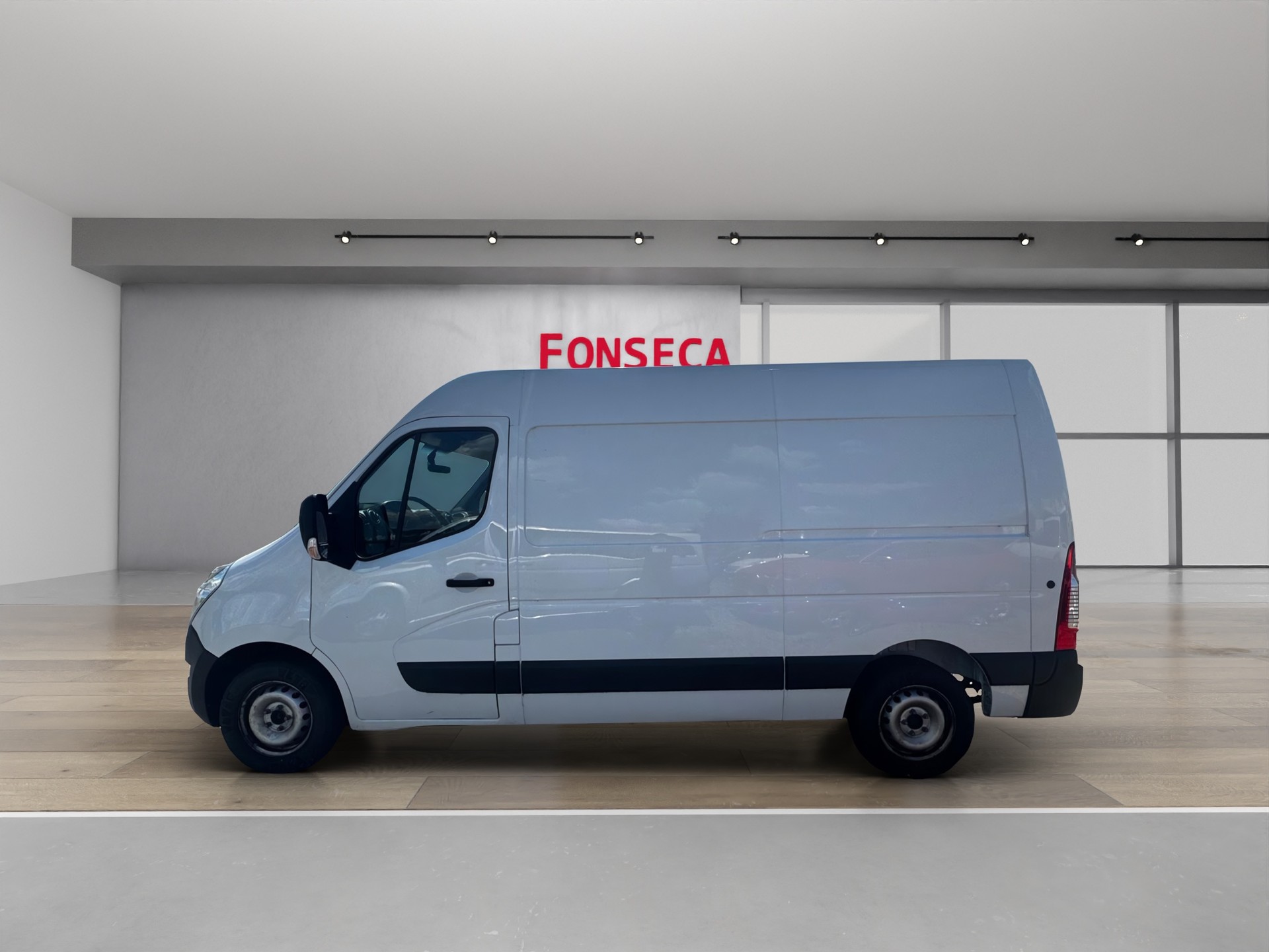RENAULT Master T35 2.3dCi 130 L2H2-image-1