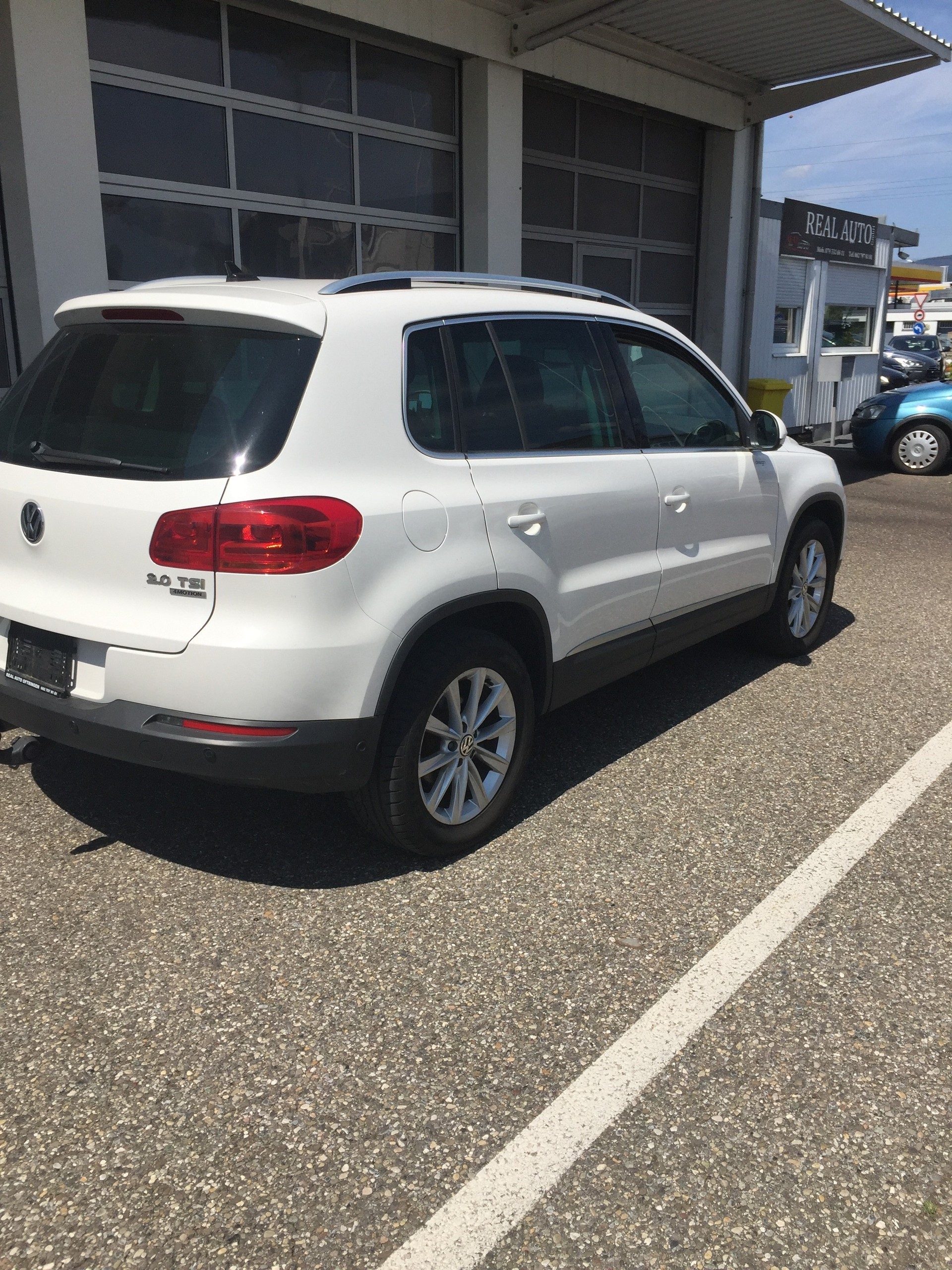 VW Tiguan 2.0 TSI Sport&Style 4Motion DSG-image-4