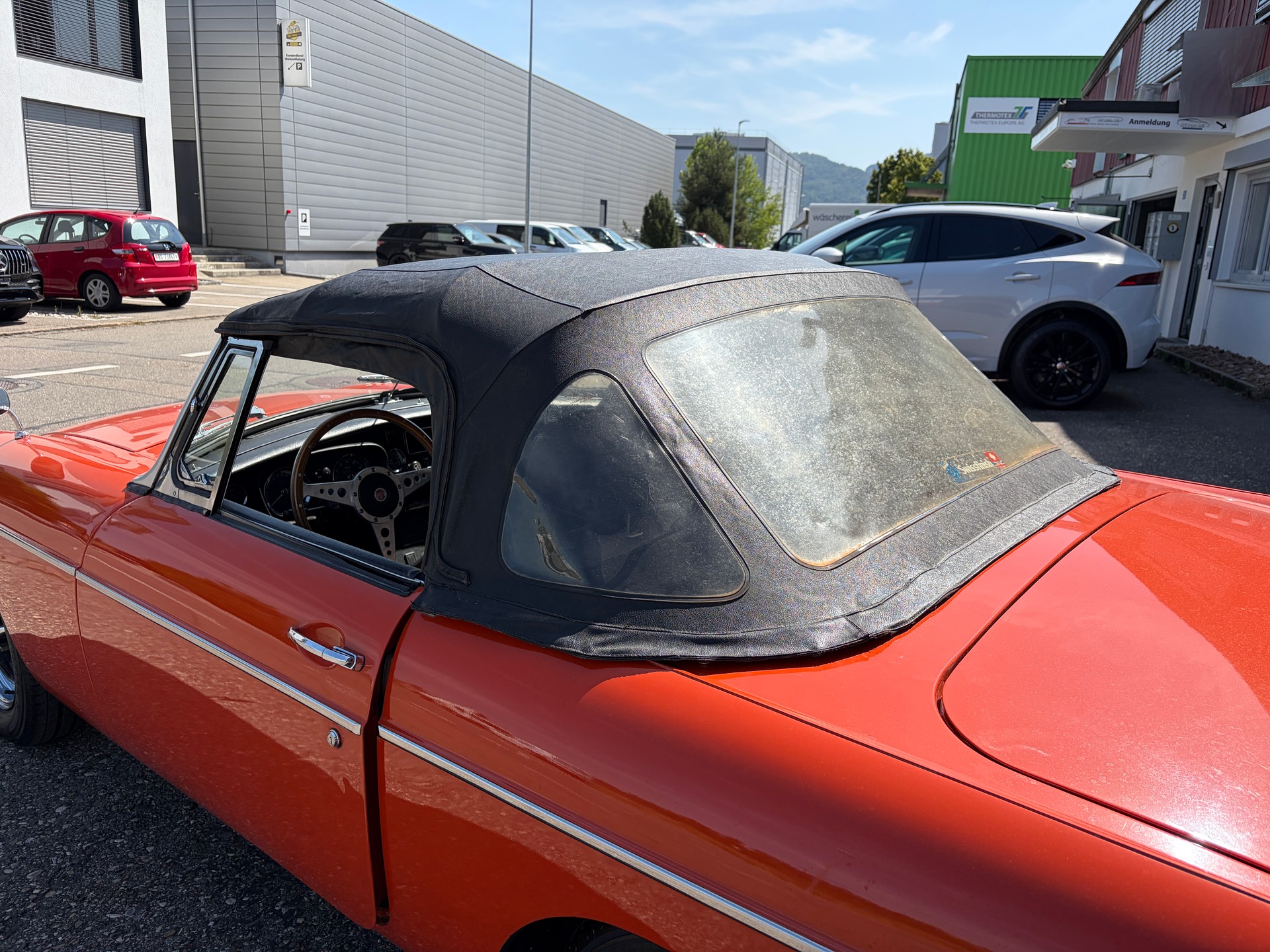 MG MGB-image-13