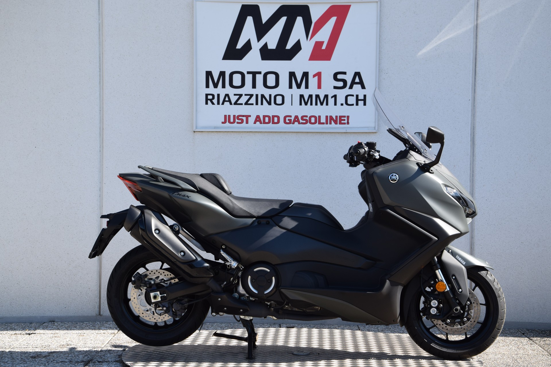 YAMAHA T-MAX 560