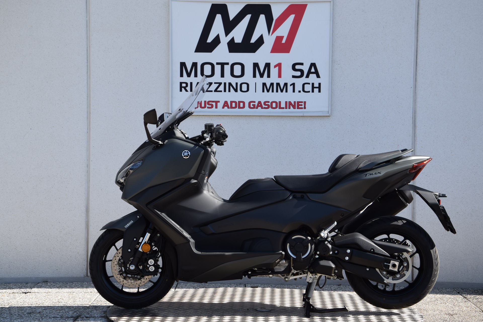 YAMAHA T-MAX 560-image-4