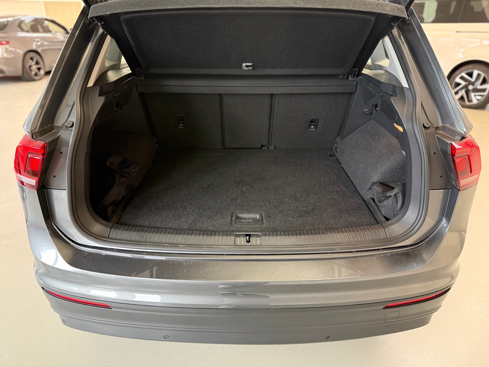 VW Tiguan 1.5TSI Evo Trendline-image-8