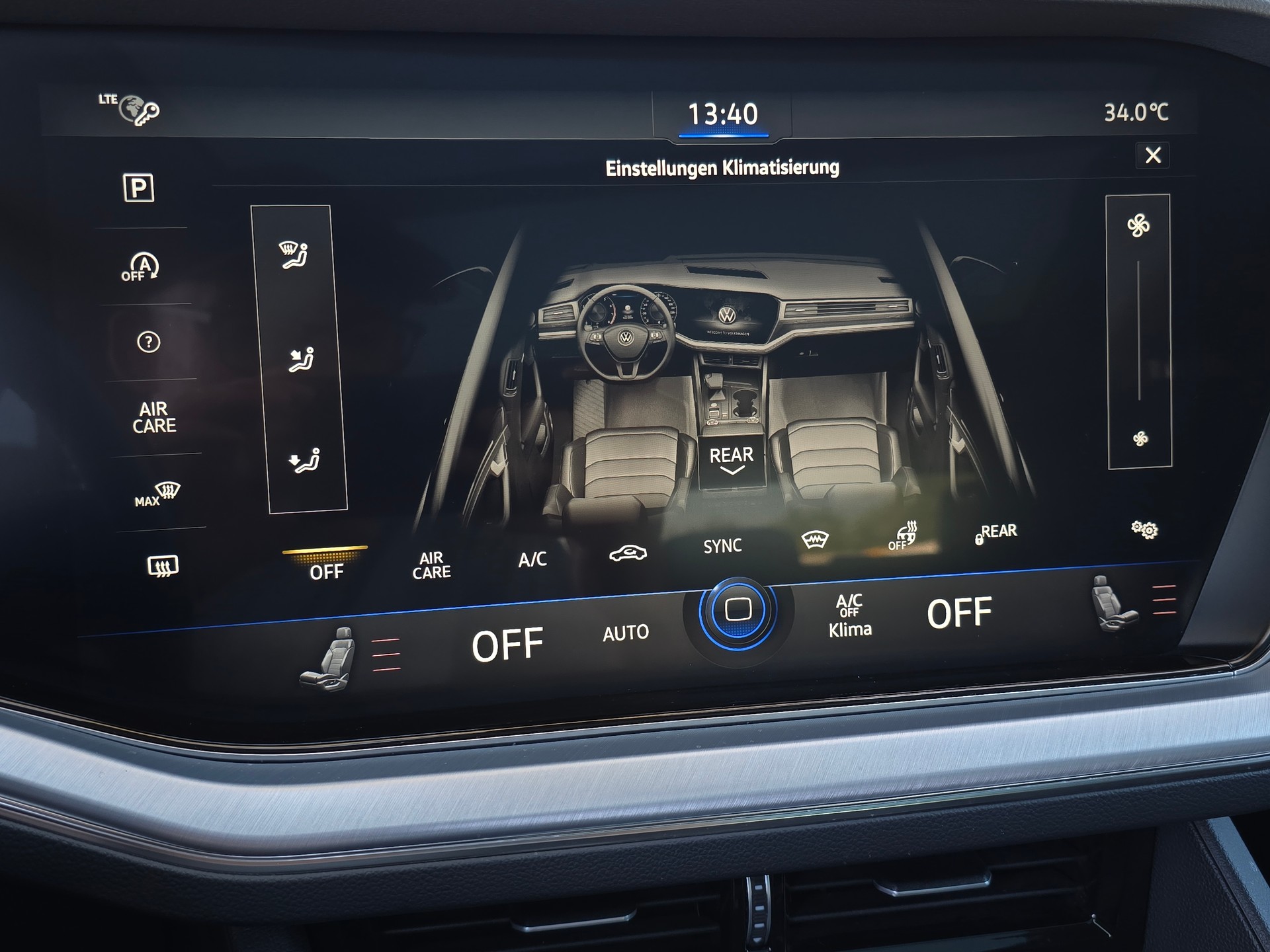 VW Touareg 3.0 TSI Elegance Tiptronic mit Luftfederung-image-23