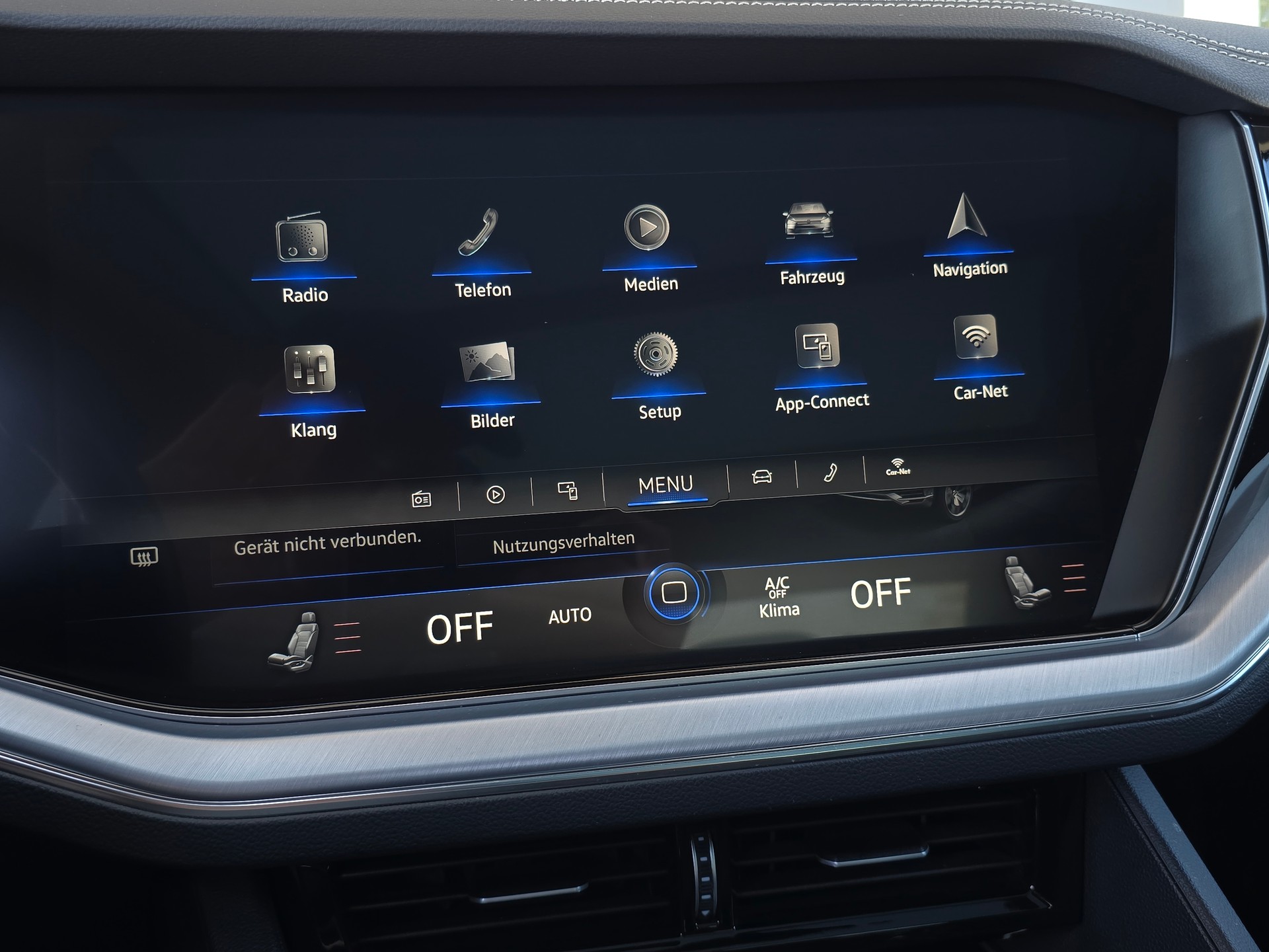 VW Touareg 3.0 TSI Elegance Tiptronic mit Luftfederung-image-26