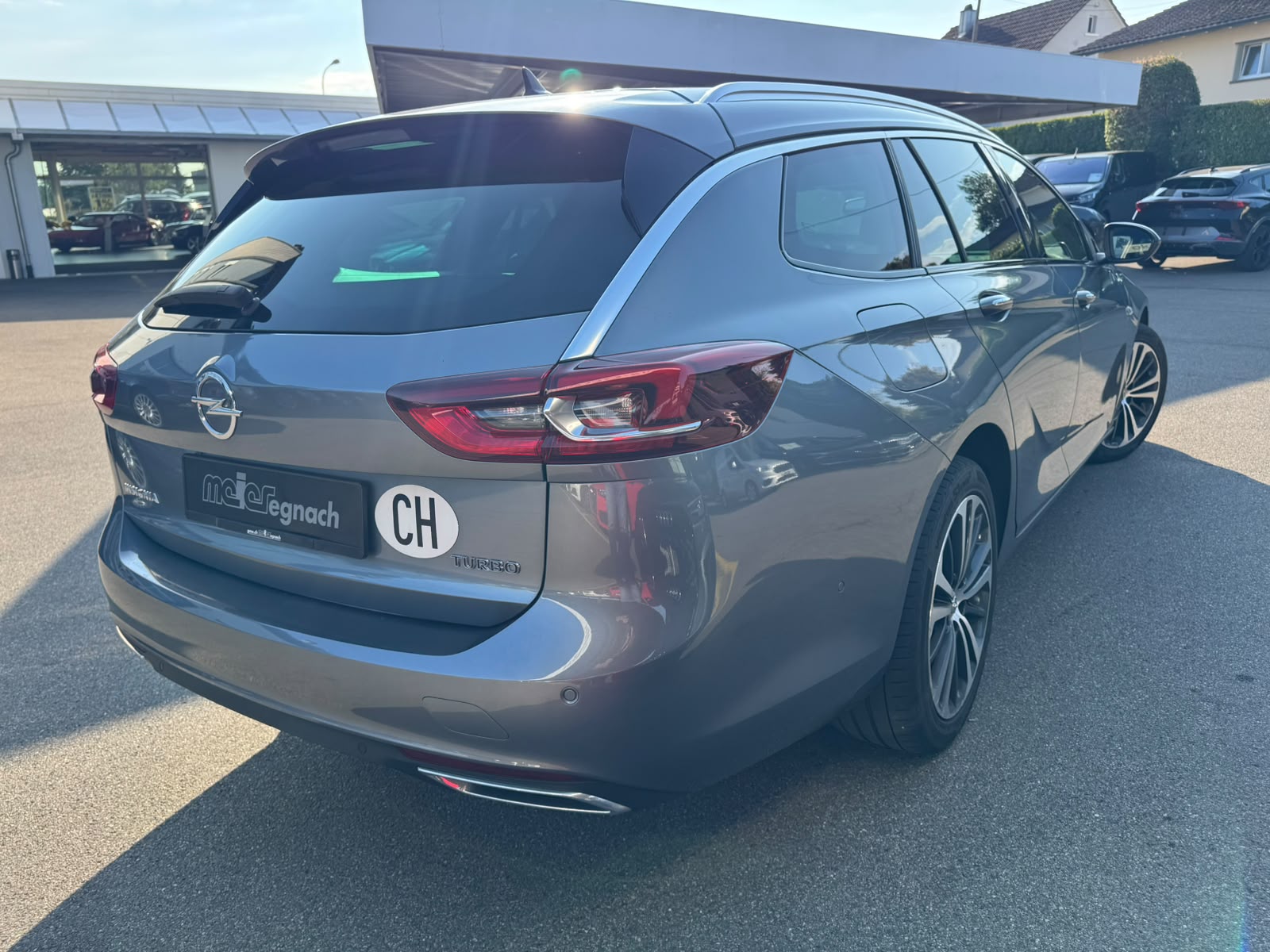 OPEL Insignia 1.6 T Sports Tourer Excellence Automatic-image-8