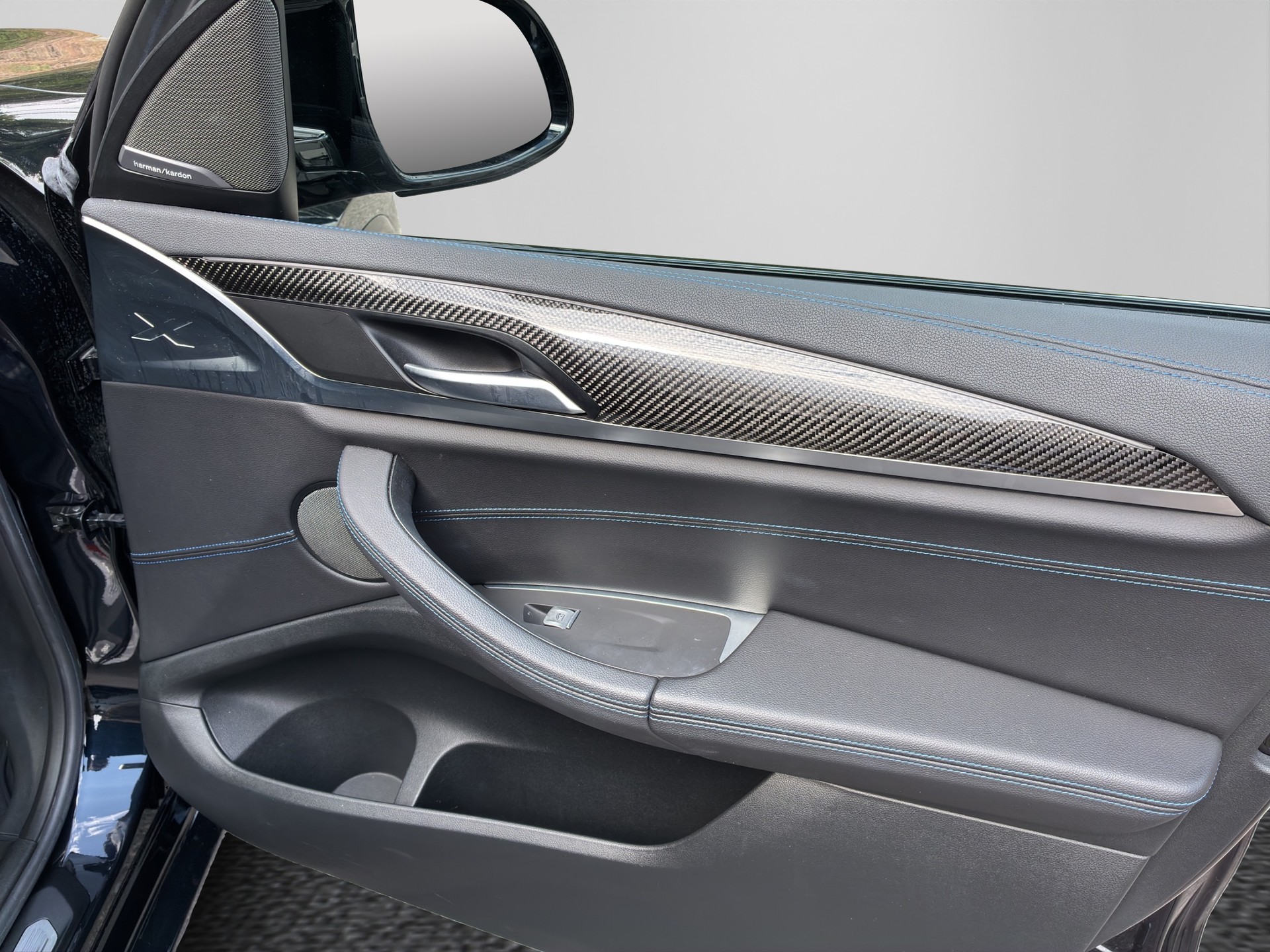 BMW X3 M40i-image-18