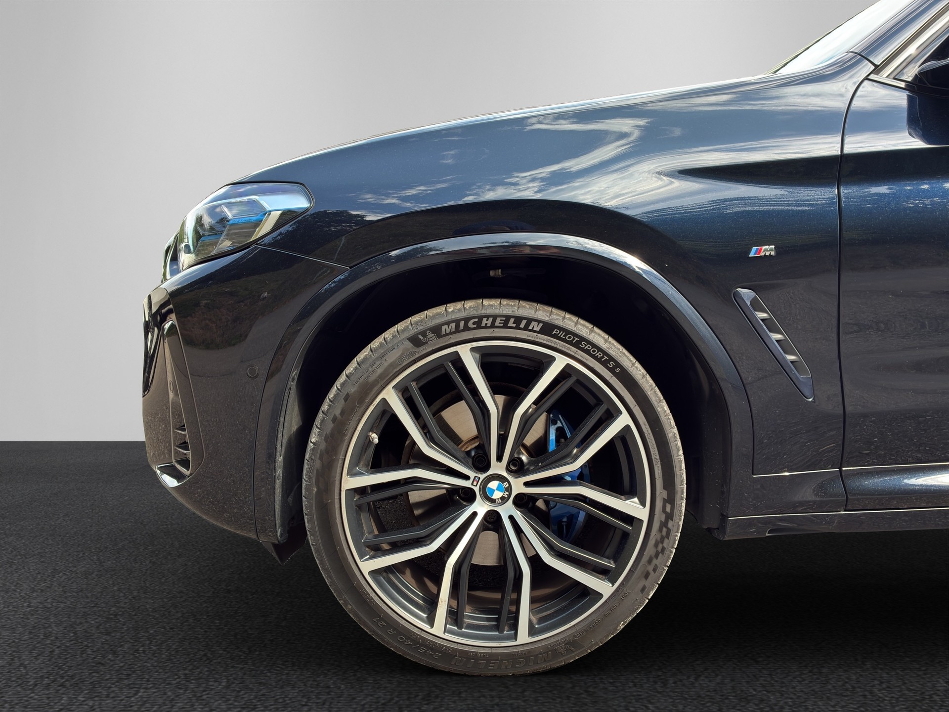 BMW X3 M40i-image-9