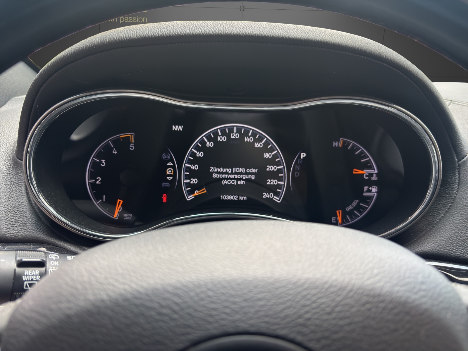 JEEP Grand Cherokee 3.0 CRD Overland Automatic-image-4