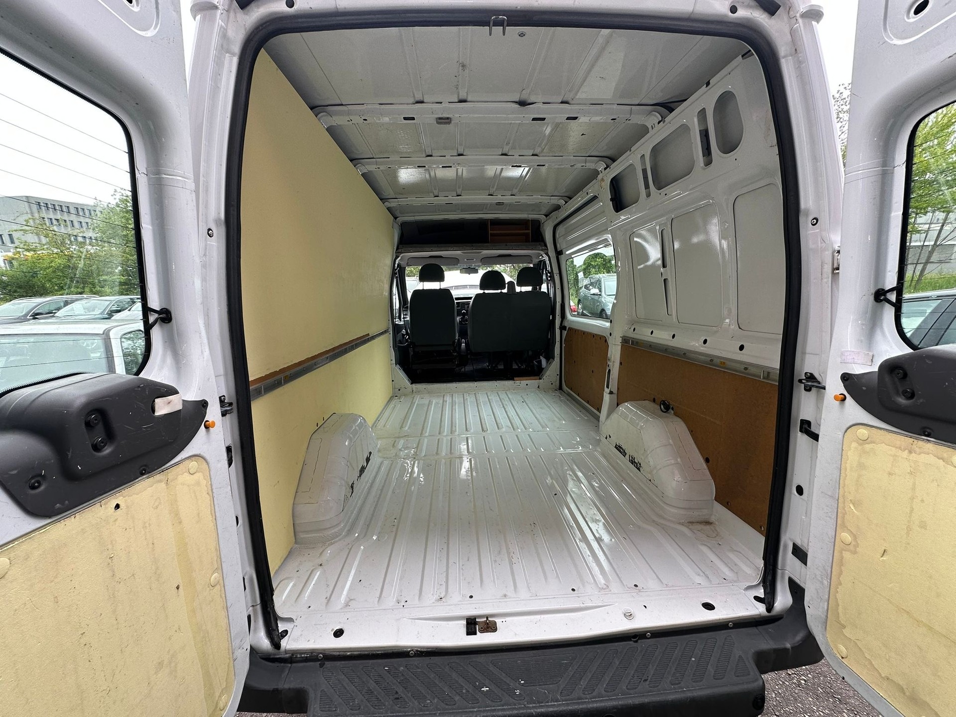 FORD Transit 2.2 TDCi 300 M Trend-image-14