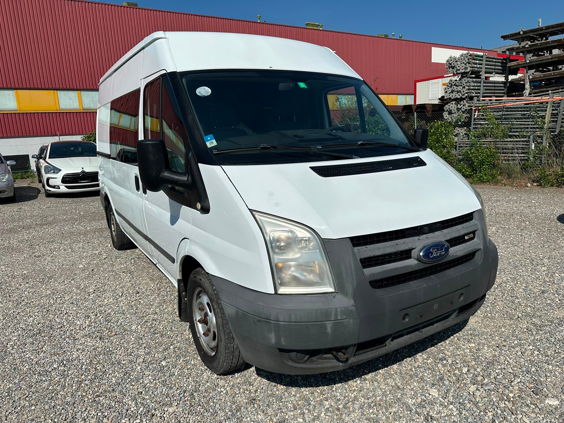 FORD Transit 2.2 TDCi 300 M Trend-image-2