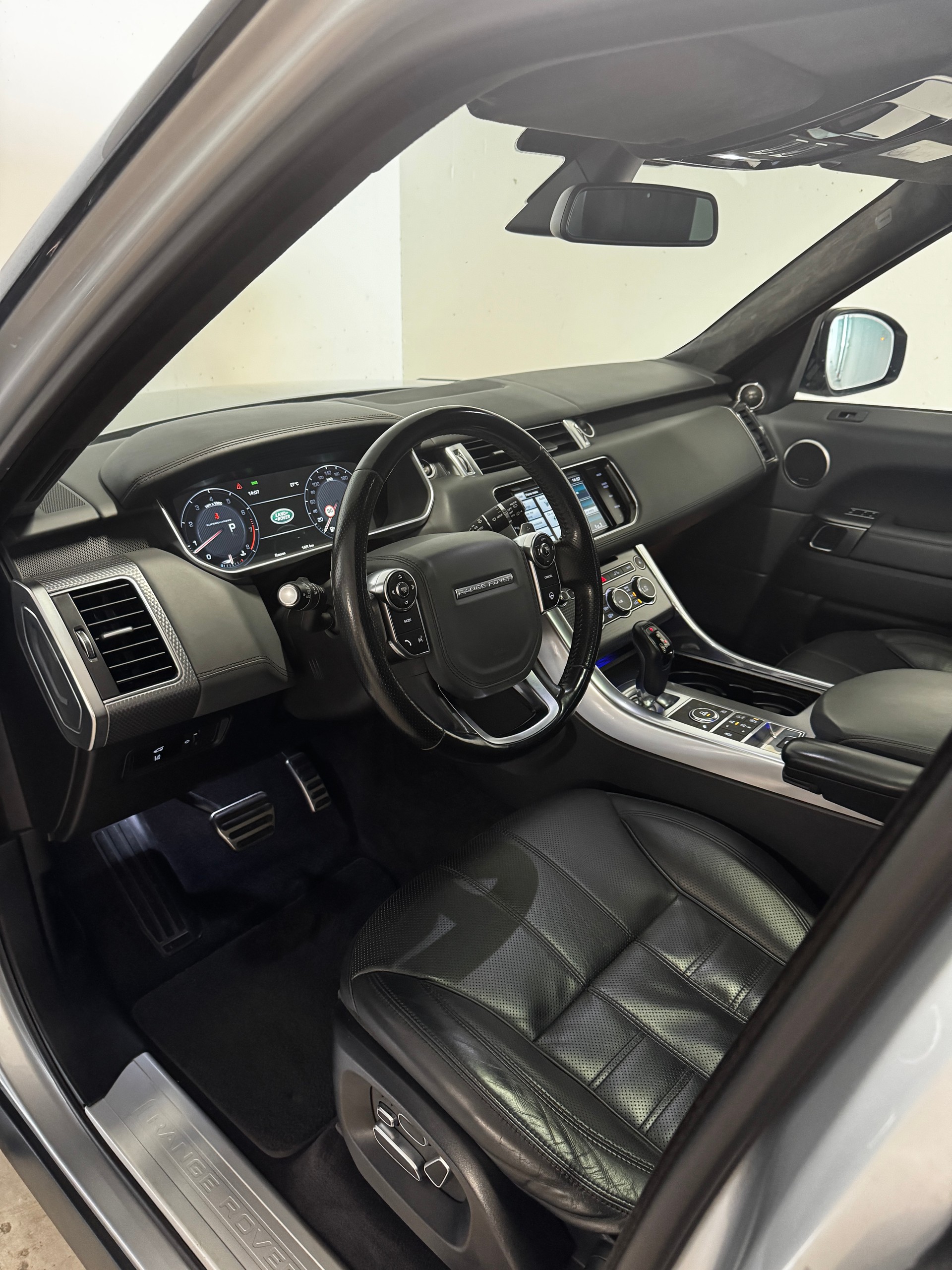 LAND ROVER Range Rover Sport 5.0 V8 SC Autobiography DynamicA-image-6