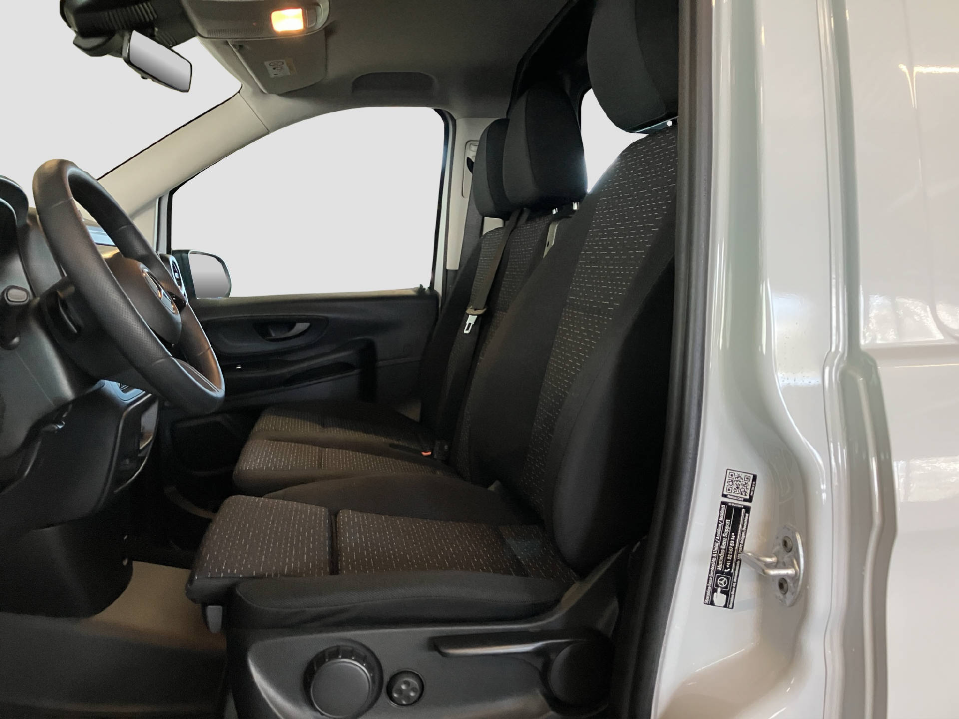 MERCEDES-BENZ Vito 114 KA PRO 3200mm L WORKER-image-7
