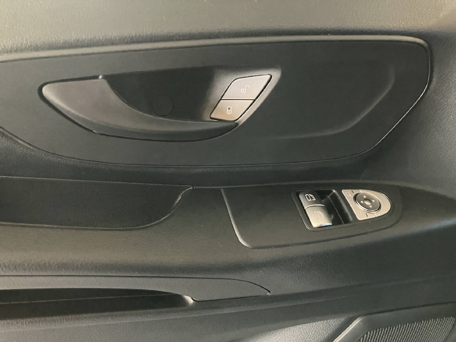 MERCEDES-BENZ Vito 114 KA PRO 3200mm L WORKER-image-12