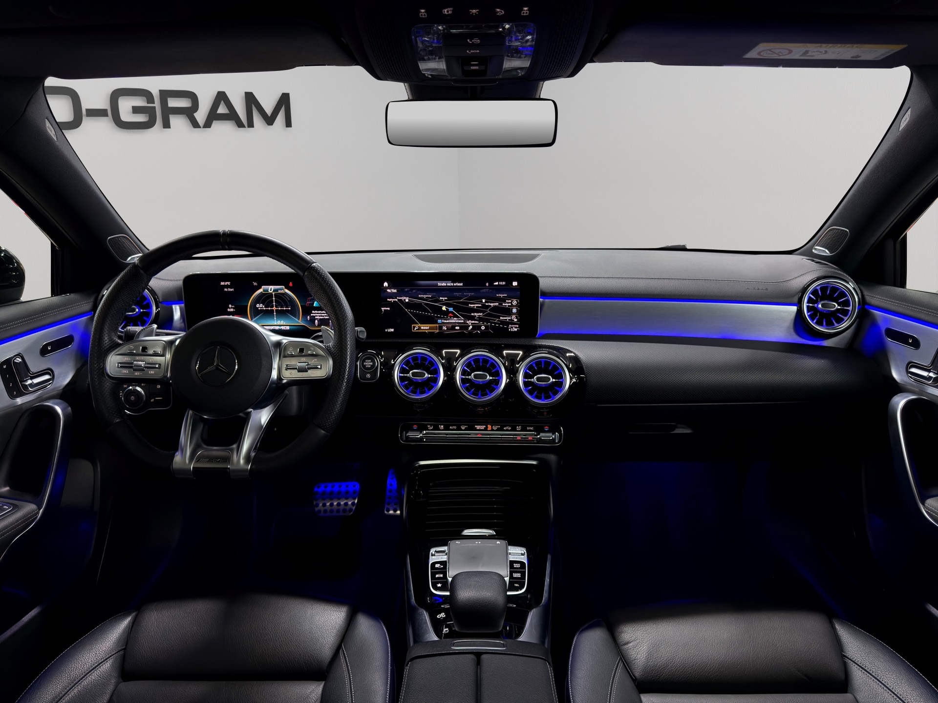 MERCEDES-BENZ A 35 AMG 4Matic Edition 1 Speedshift-image-14