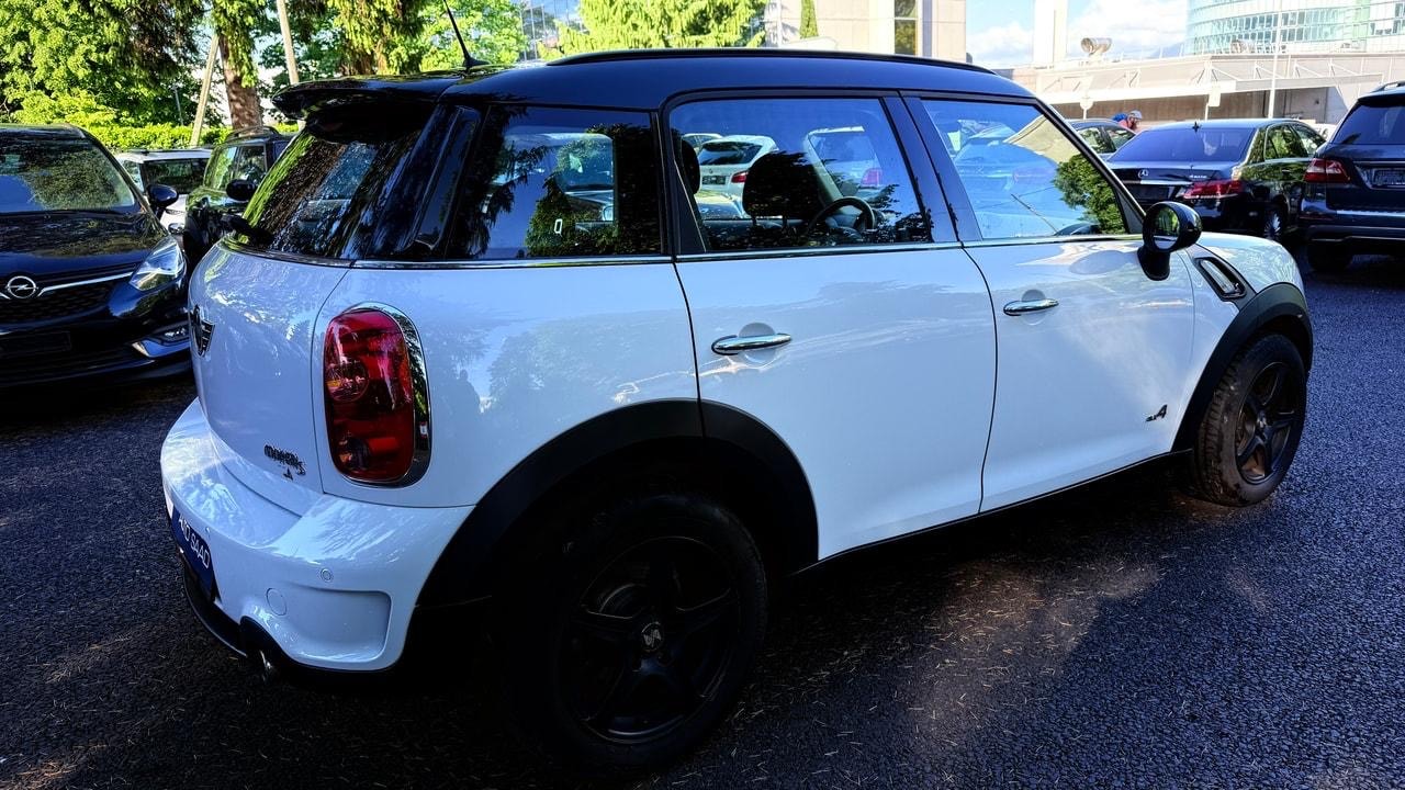 MINI Countryman Cooper S ALL4-image-4